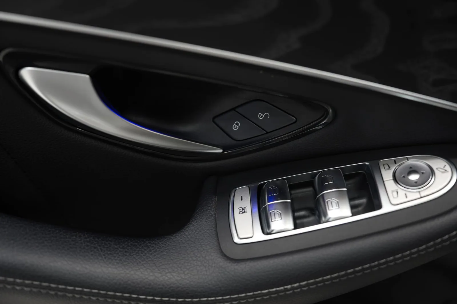 2019 Mercedes-Benz GLC 300 4MATIC Coupé, AMG Line, 21/24