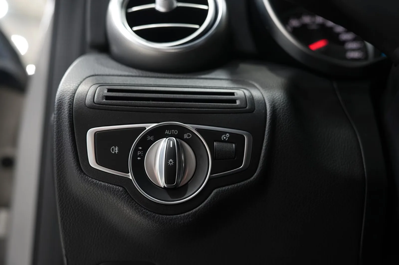 2019 Mercedes-Benz GLC 300 4MATIC Coupé, AMG Line, 22/24