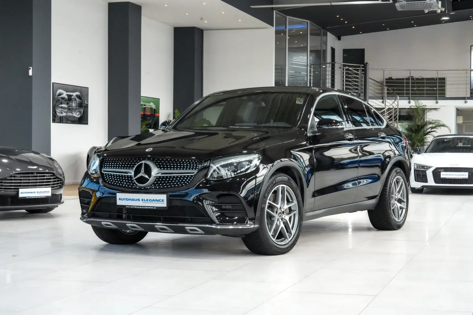 2019 Mercedes-Benz GLC Coupé 350 d 4MATIC, AMG Line offered by a specialist dealer in Cologne, Germany, main photo