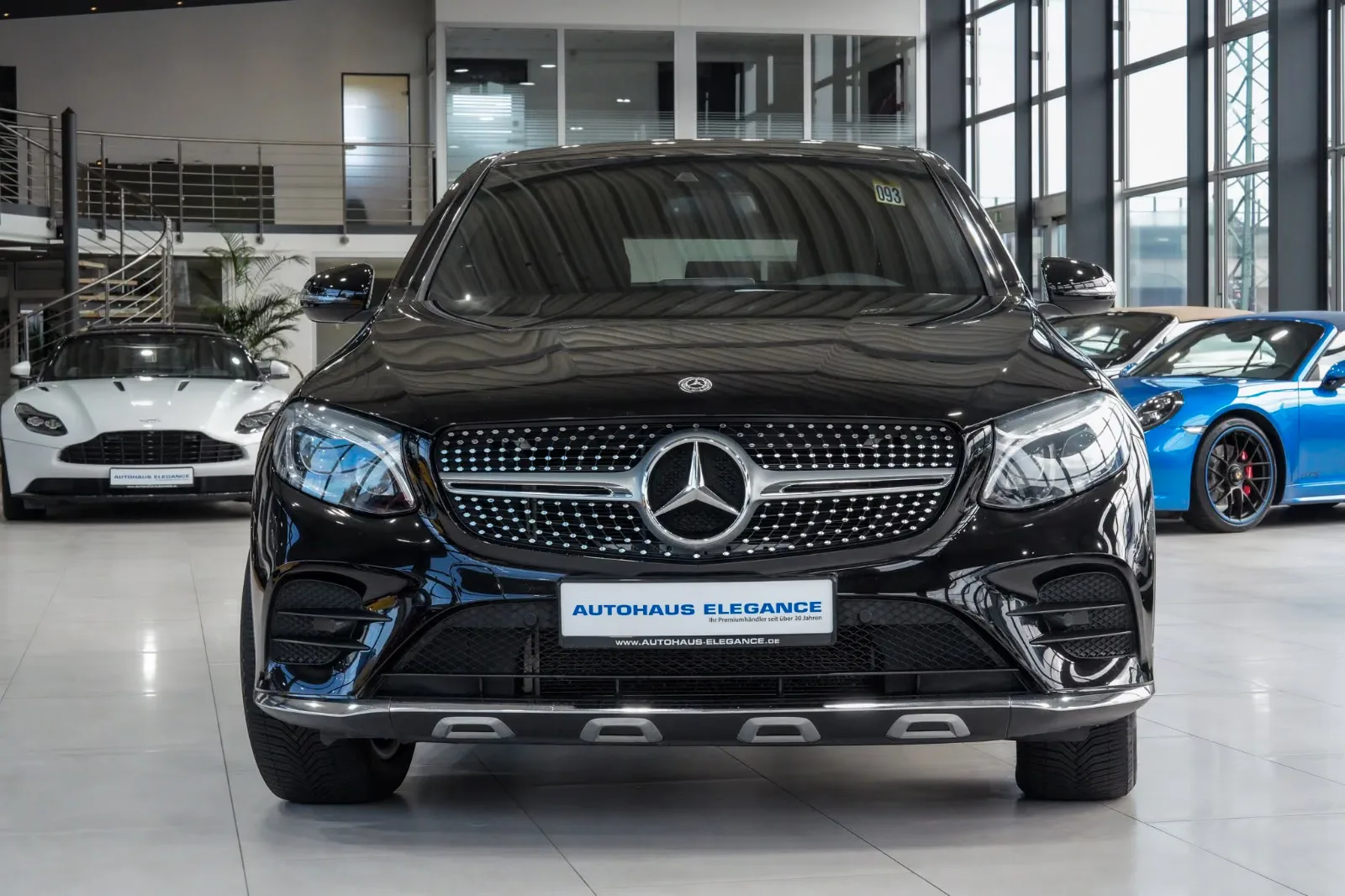 2019 Mercedes-Benz GLC Coupé 350 d 4MATIC, AMG Line, 4/30
