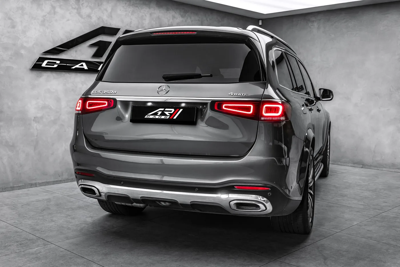 2019 Mercedes-Benz GLS 350 d 4MATIC offered by a specialist dealer in Ostrava, Czechia, photo 6 of 15