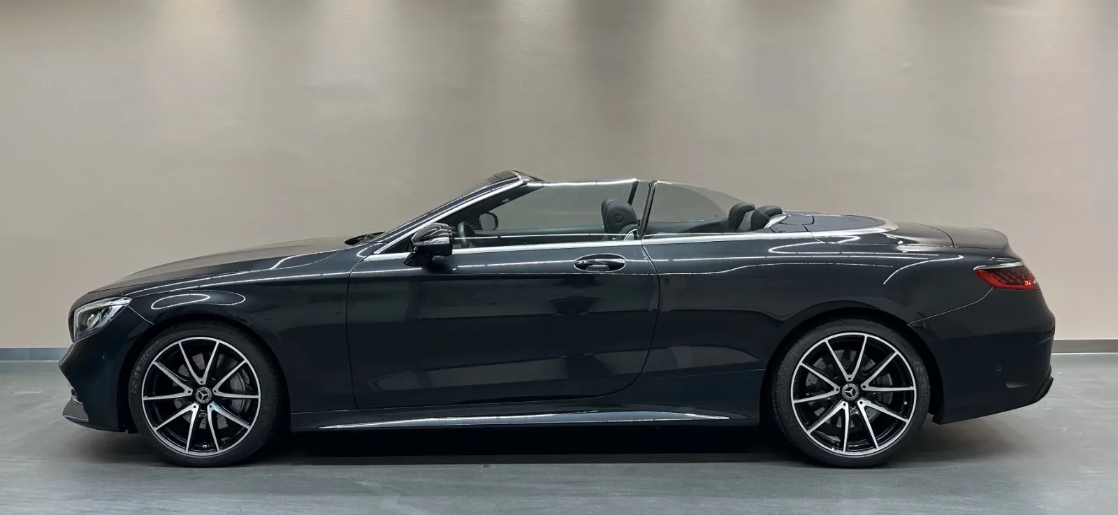 2019 Mercedes-Benz S 560 Cabriolet, AMG Line, 5/25