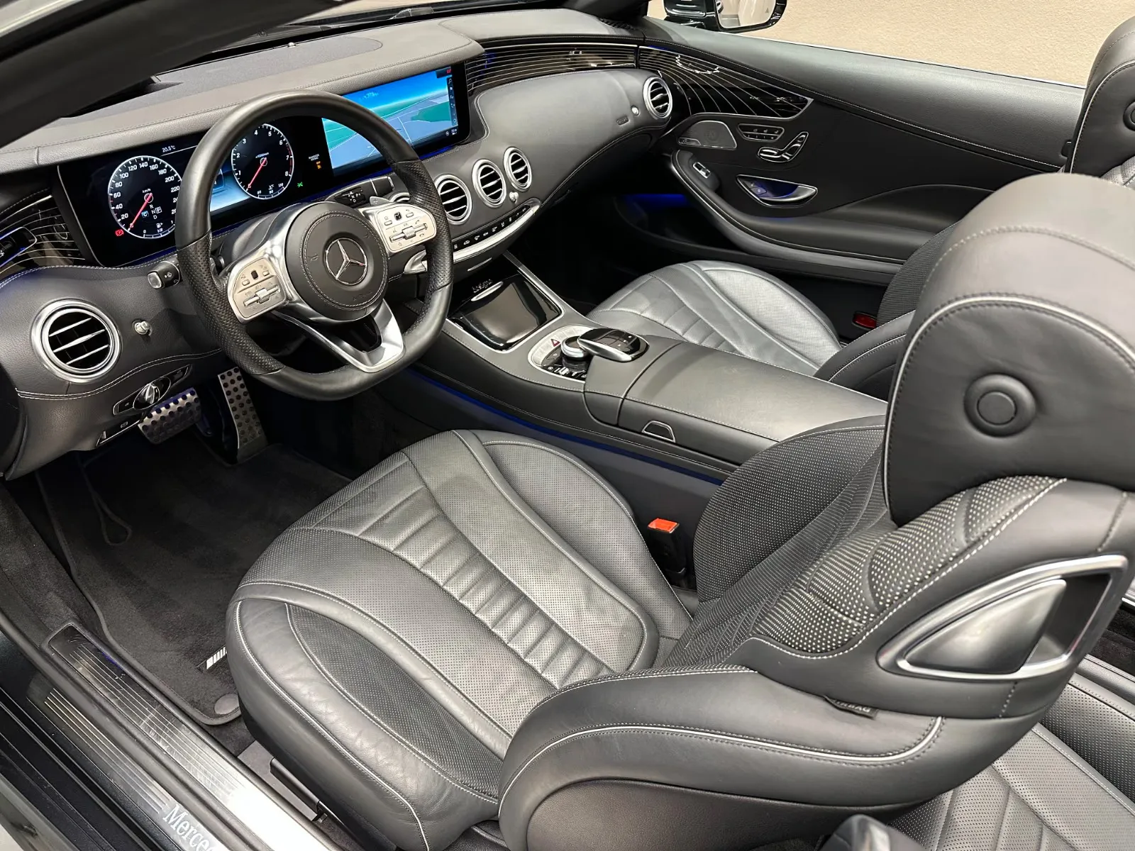 2019 Mercedes-Benz S 560 Cabriolet, AMG Line, 11/25