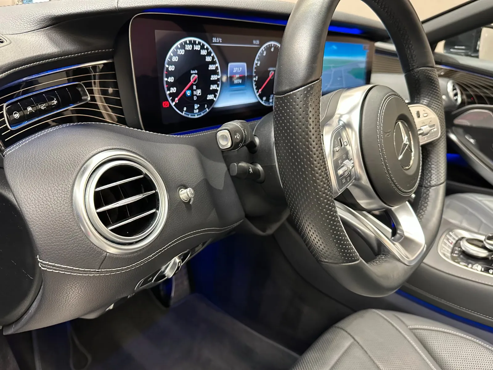 2019 Mercedes-Benz S 560 Cabriolet, AMG Line, 12/25