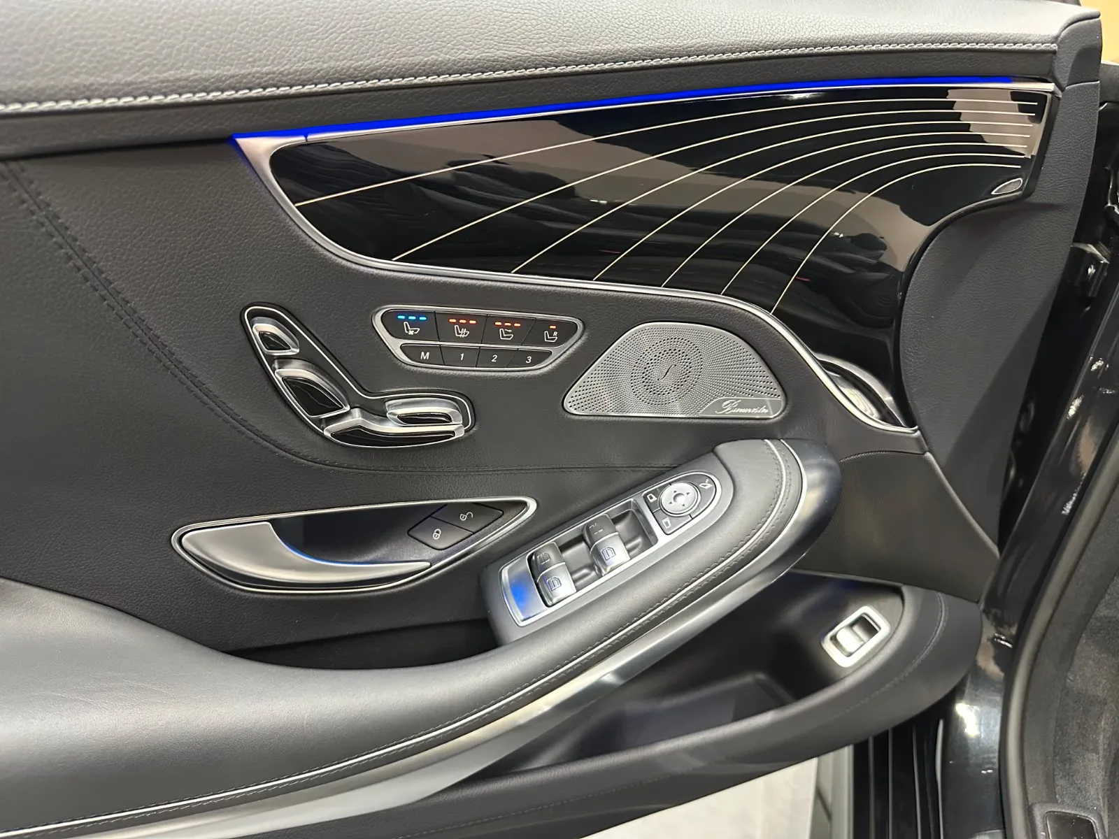 2019 Mercedes-Benz S 560 Cabriolet, AMG Line, 14/25