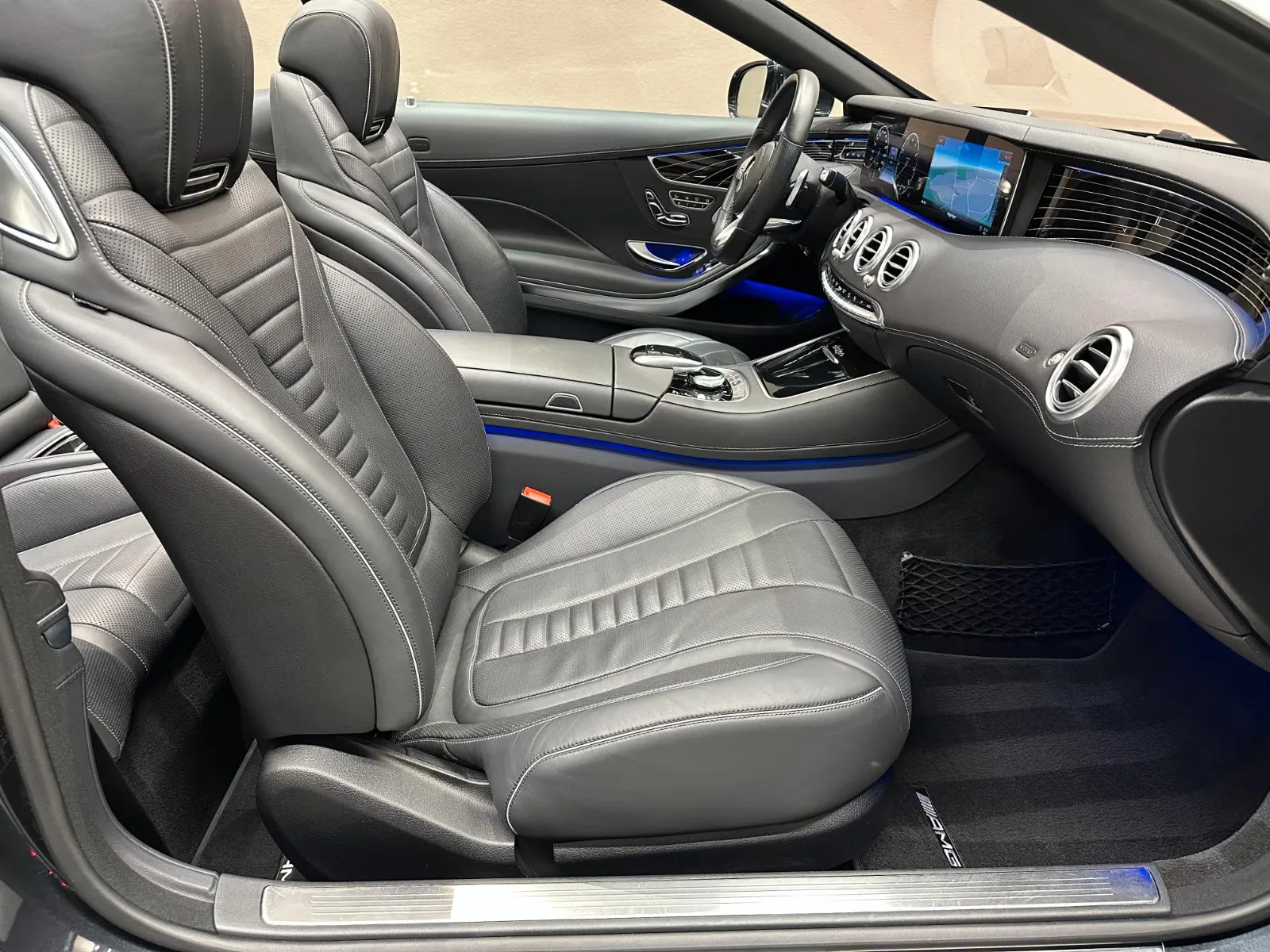 2019 Mercedes-Benz S 560 Cabriolet, AMG Line, 22/25