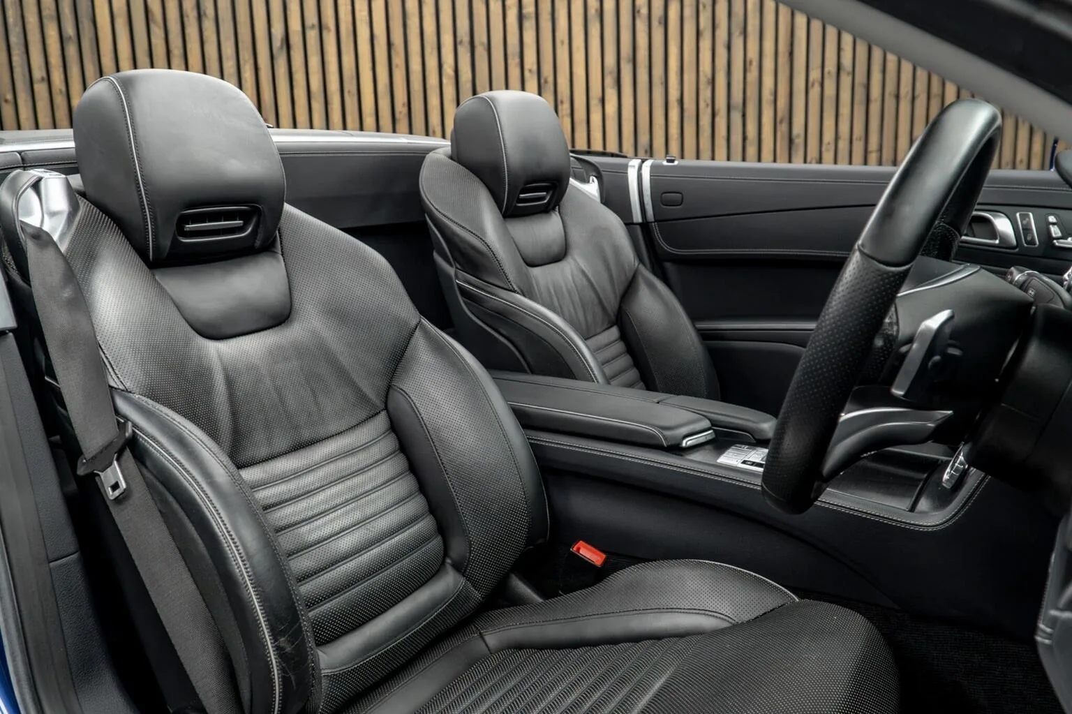 2019 Mercedes-Benz SL 500 AMG Line, 2/30