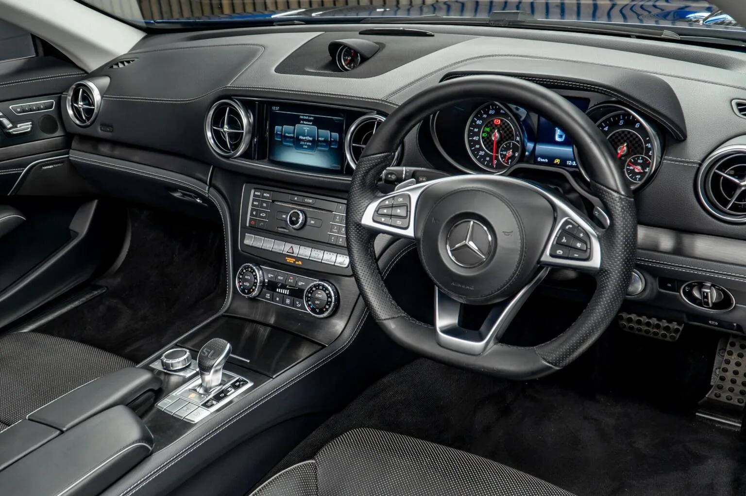 2019 Mercedes-Benz SL 500 AMG Line, 23/30