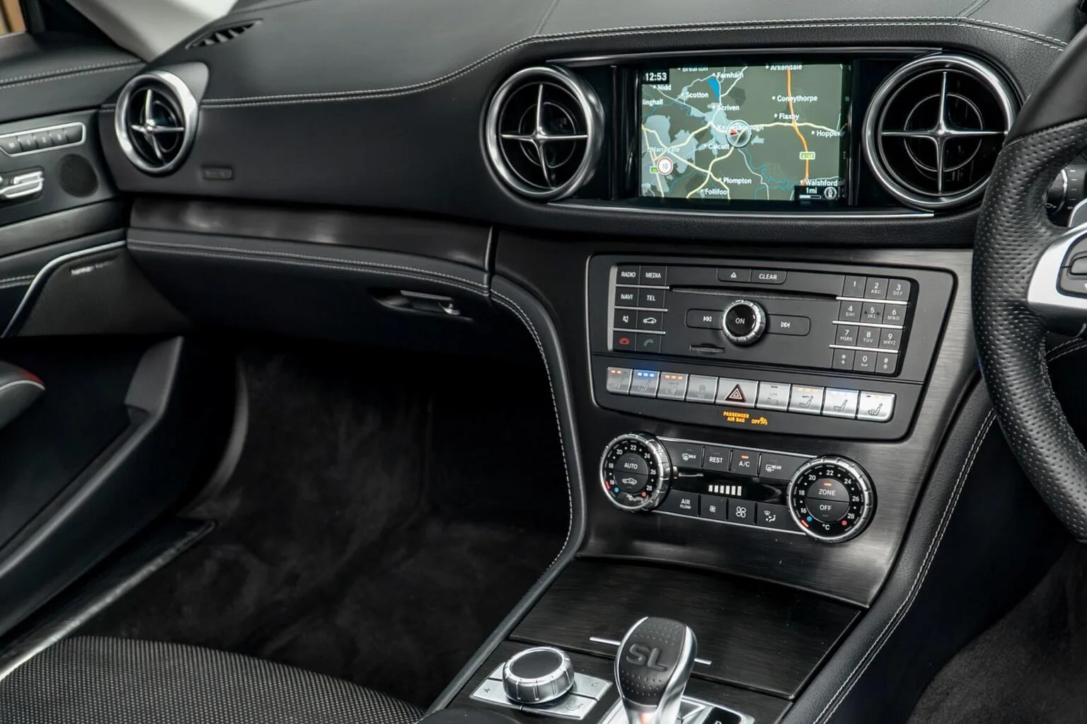 2019 Mercedes-Benz SL 500 AMG Line, 25/30