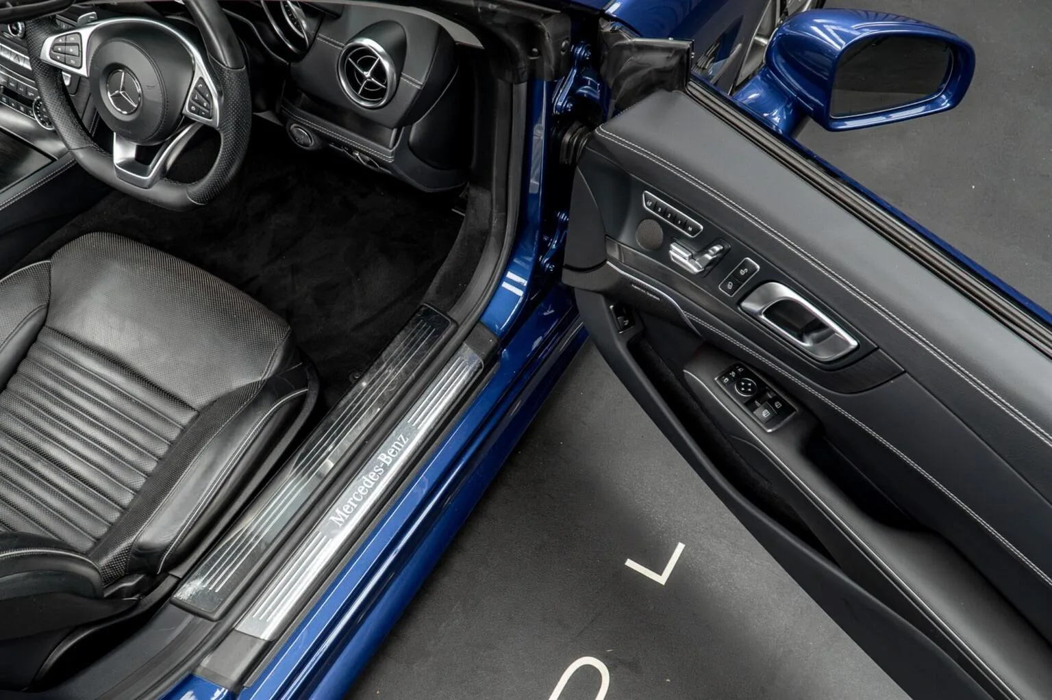2019 Mercedes-Benz SL 500 AMG Line, 29/30