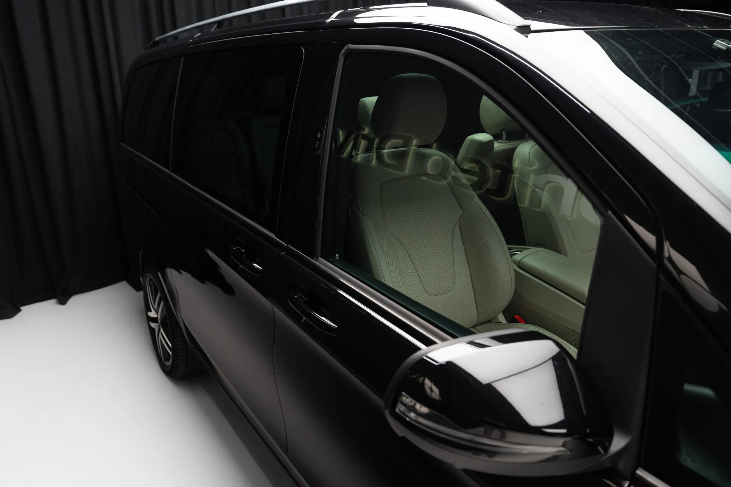 2019 Mercedes-Benz V 250 d 4MATIC, 4/30
