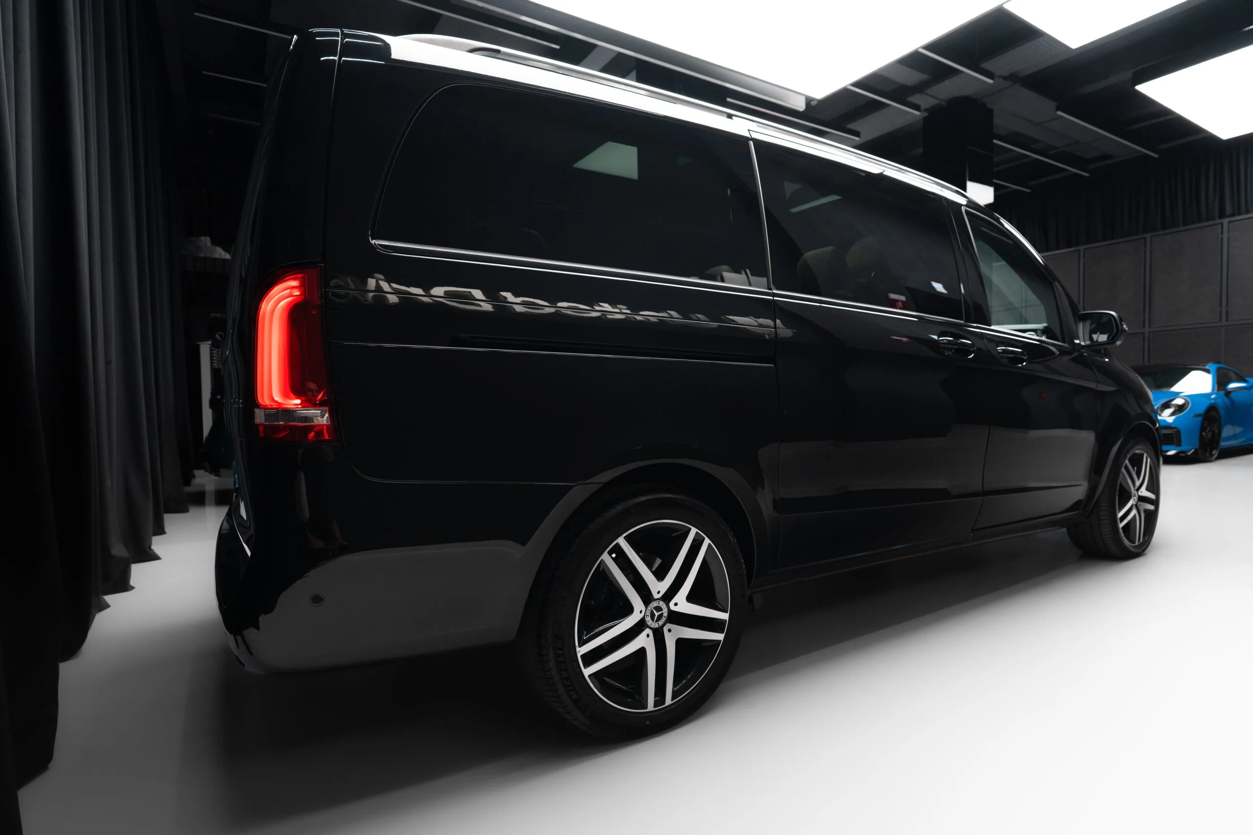 2019 Mercedes-Benz V 250 d 4MATIC, 10/30