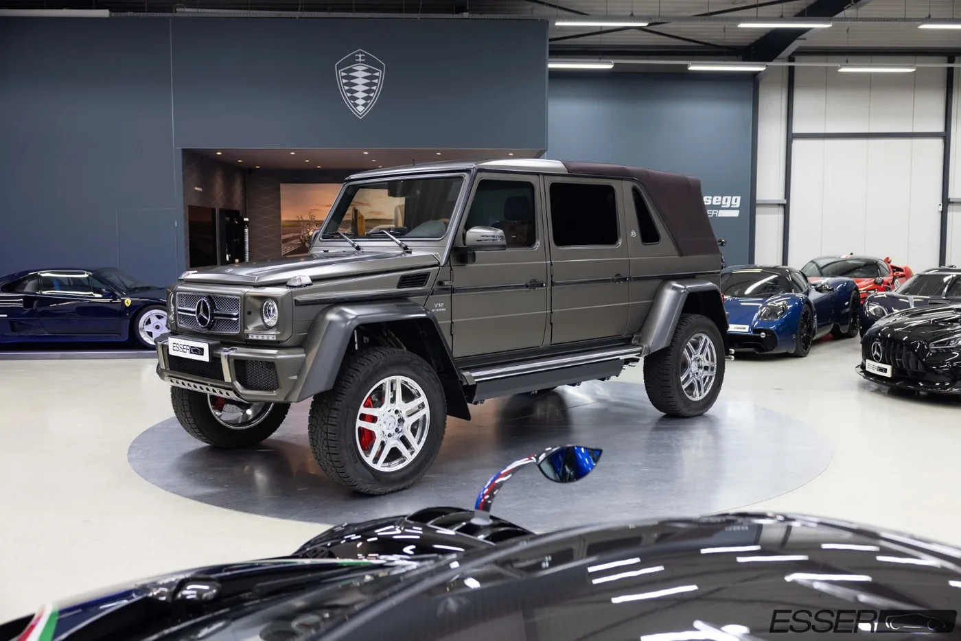 2019 Mercedes-Maybach G 650 Landaulet offered by a specialist dealer in Alsdorf, Germany, photo 4 of 10