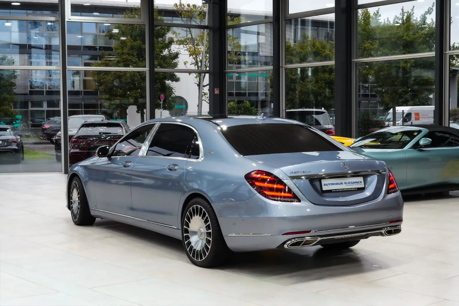 2019 Mercedes-Maybach S 560, 8/25
