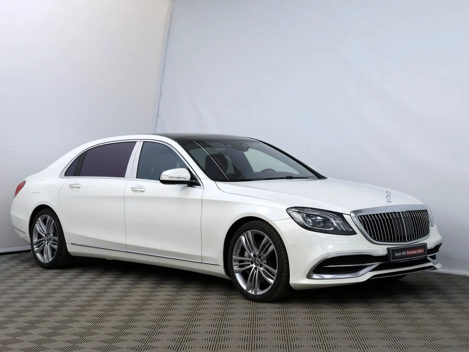 2019 Mercedes-Maybach S 560 4MATIC, 3/30