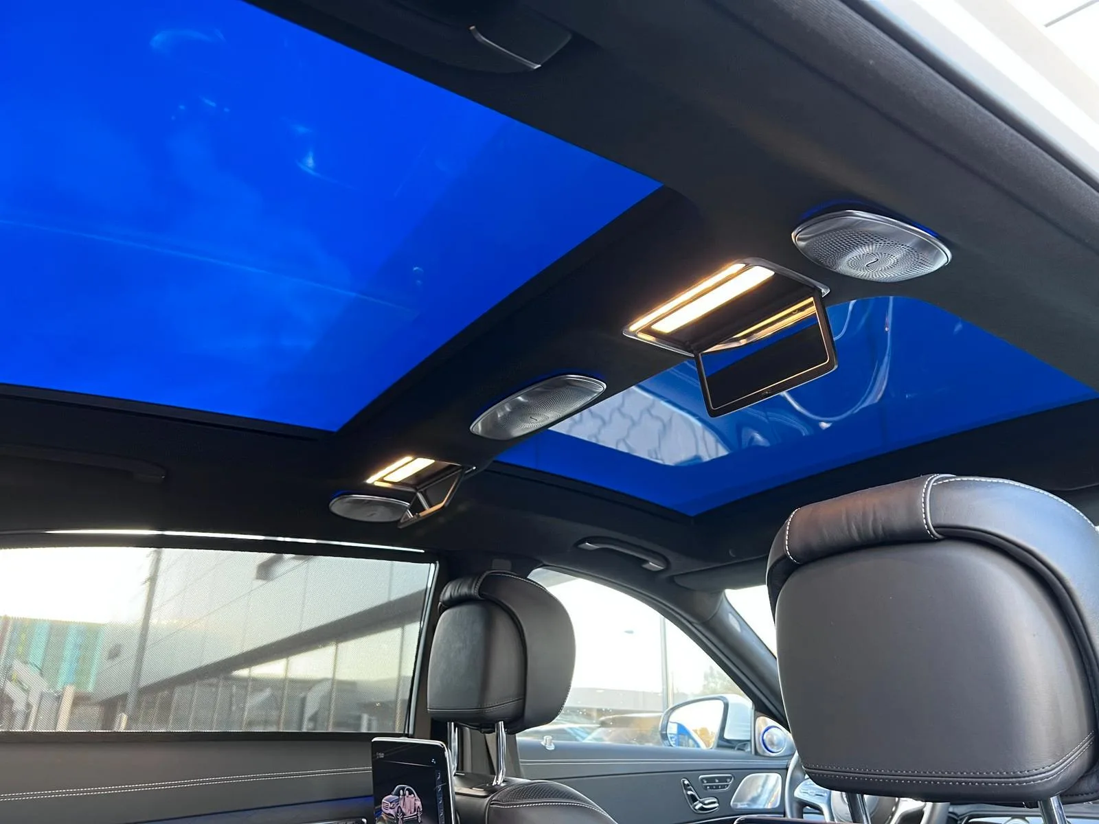2019 Mercedes-Maybach S 560 4MATIC, 29/30