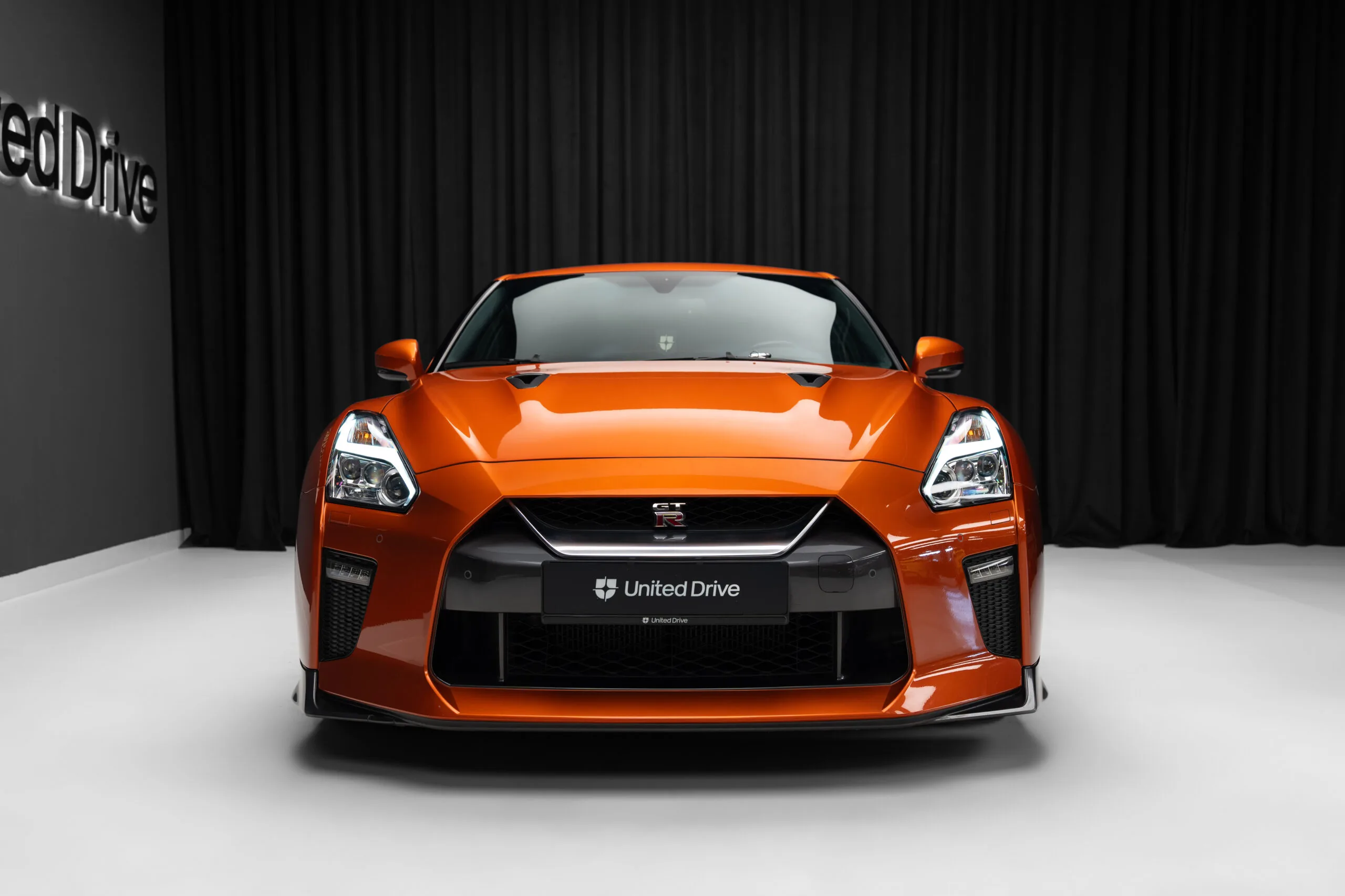 2019 Nissan GT-R, 2/30