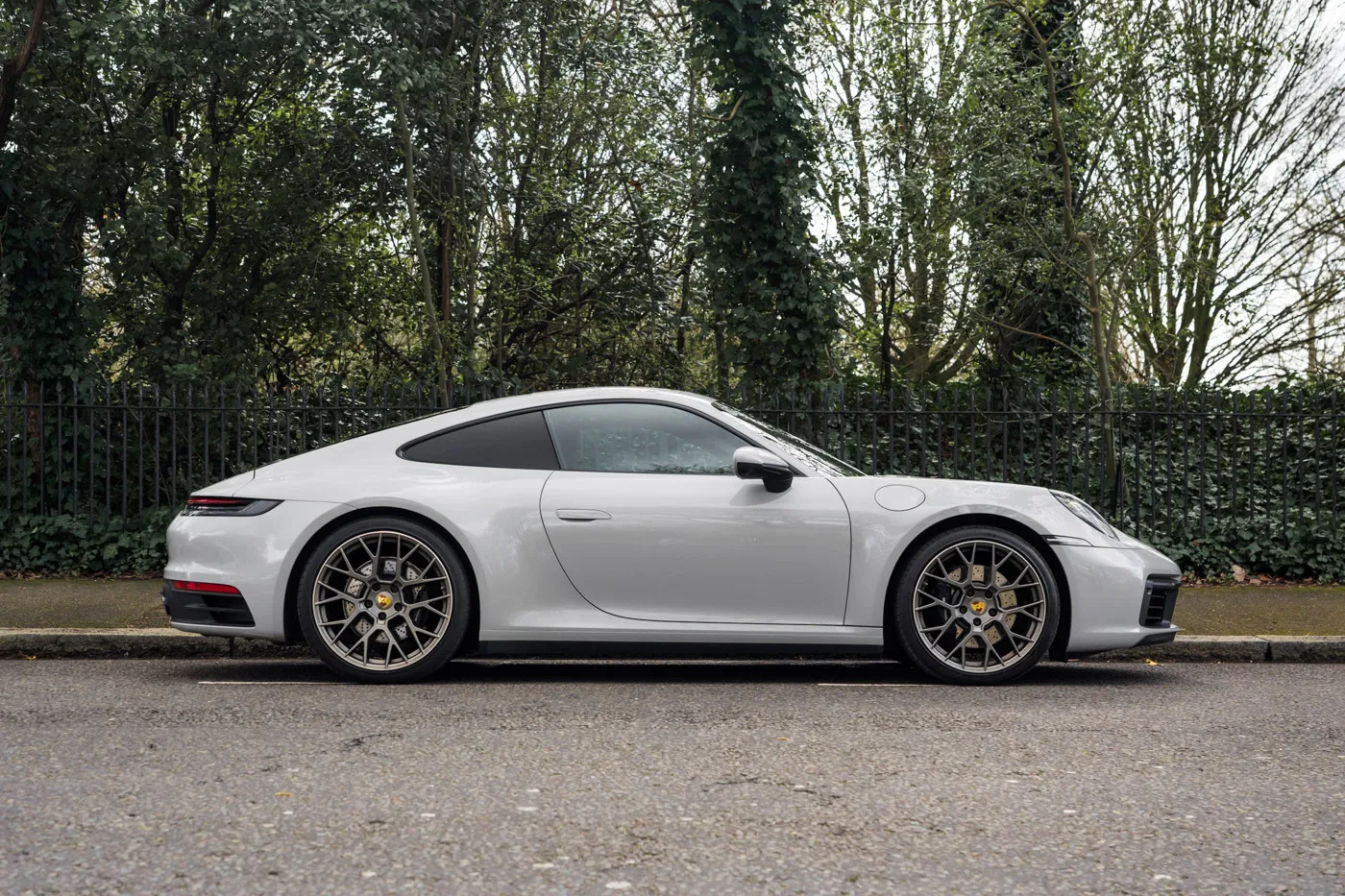 2019 Porsche 911 Carrera 4S, 4/30