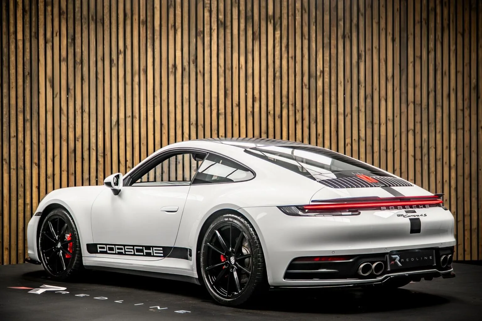 2019 Porsche 911 Carrera 4S, 3/30