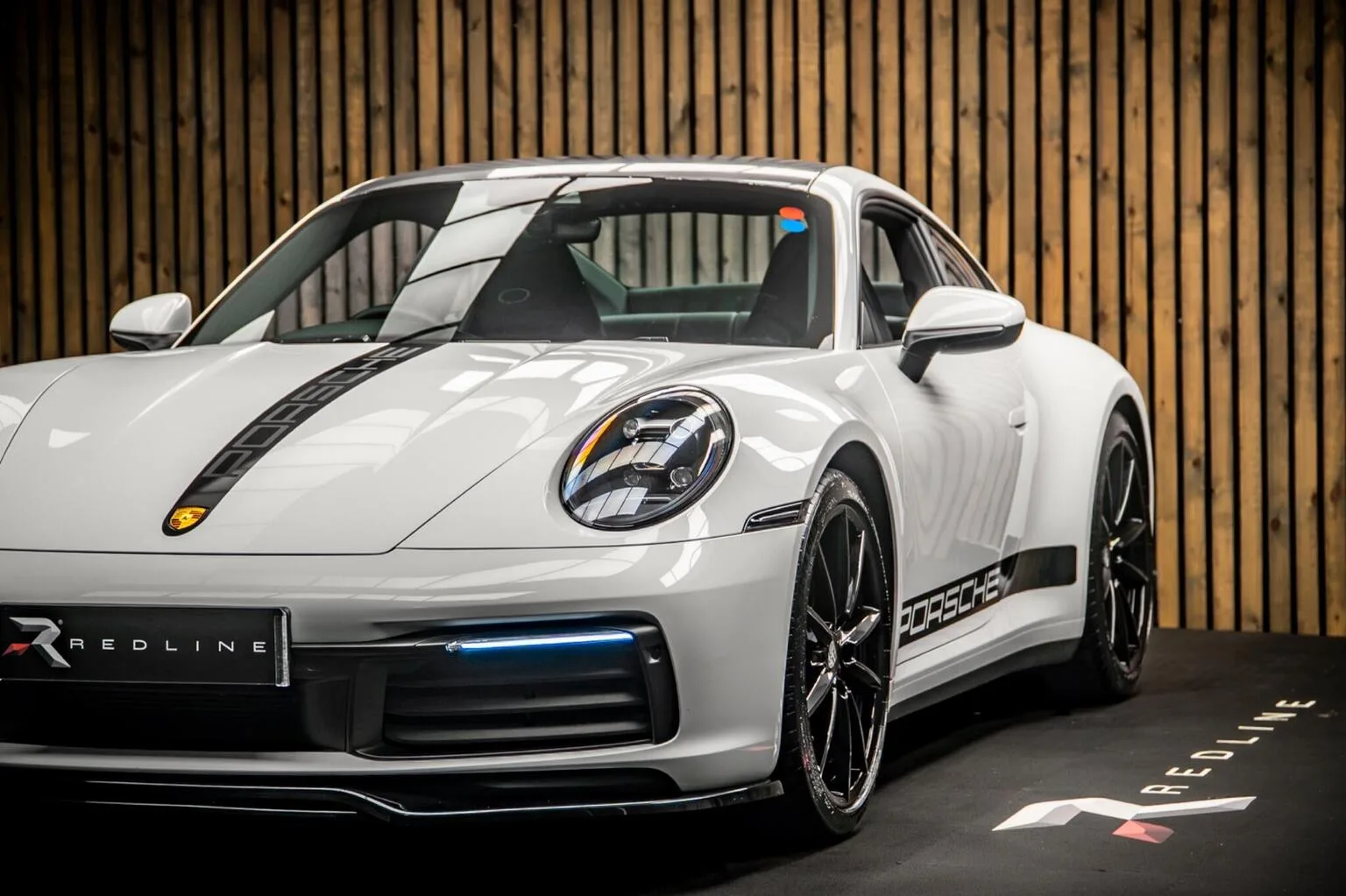 2019 Porsche 911 Carrera 4S, 12/30