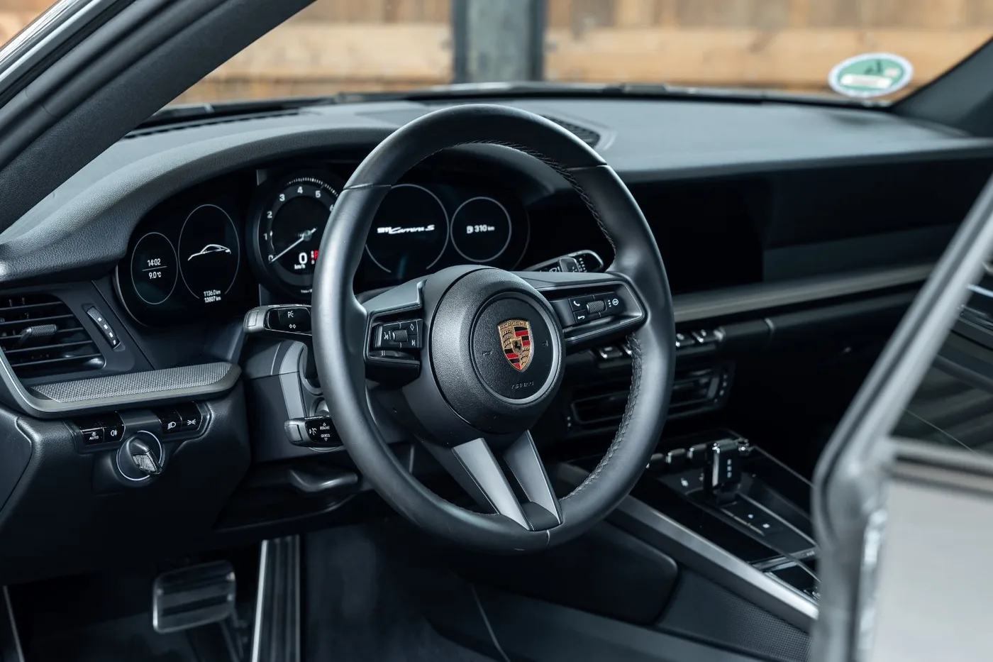 2019 Porsche 911 Carrera S offered by a specialist dealer in Neuss, Germany, photo 10 of 10