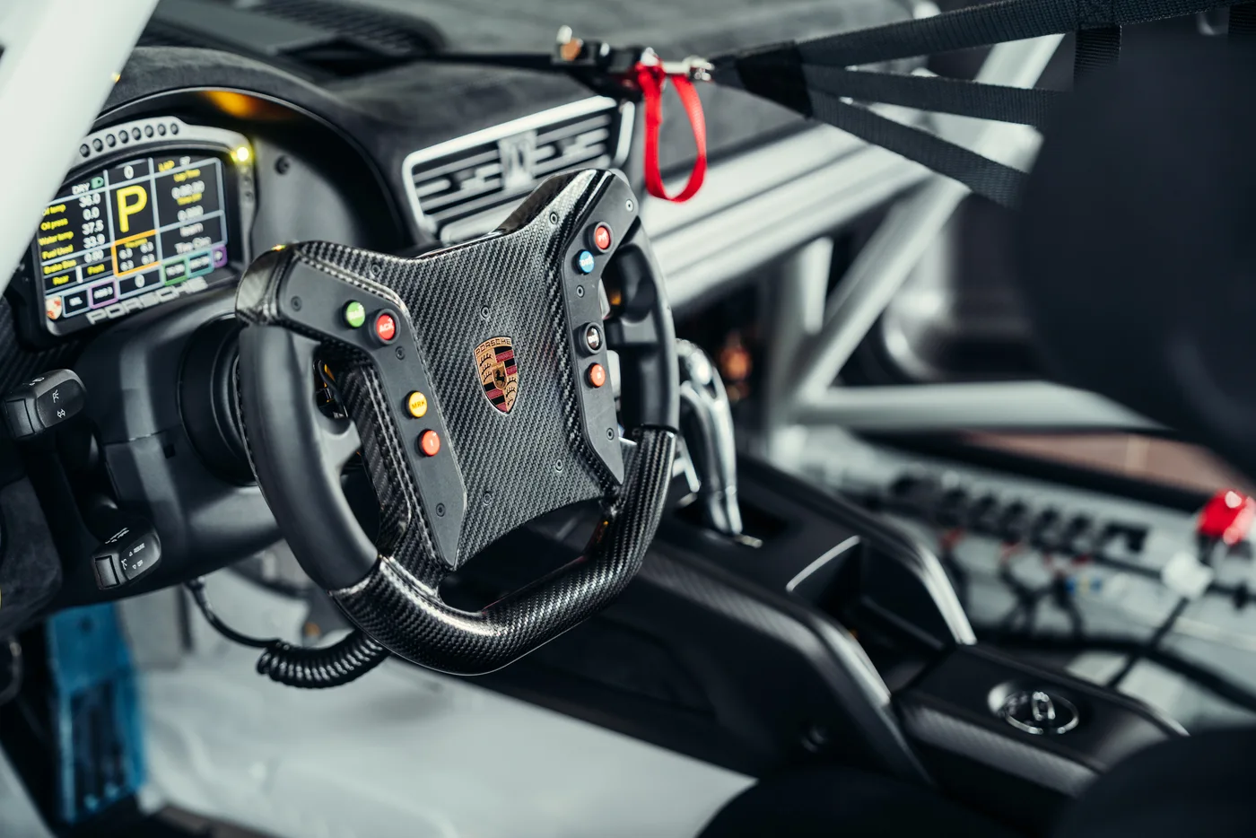 2019 Porsche 911 GT2 RS Clubsport LM offered by a collector car specialist in Stuttgart, Germany, photo 23 of 25