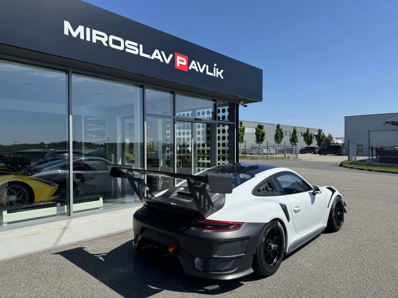 2019 Porsche 911 GT2 RS Clubsport offered by a specialist dealer in Písek, Czechia, photo 5 of 14