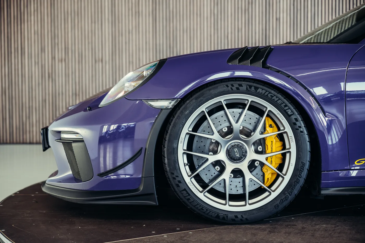 2019 Porsche 911 GT3 RS angeboten von einem Oldtimerspezialisten in Stuttgart, Deutschland, Foto 17 von 25
