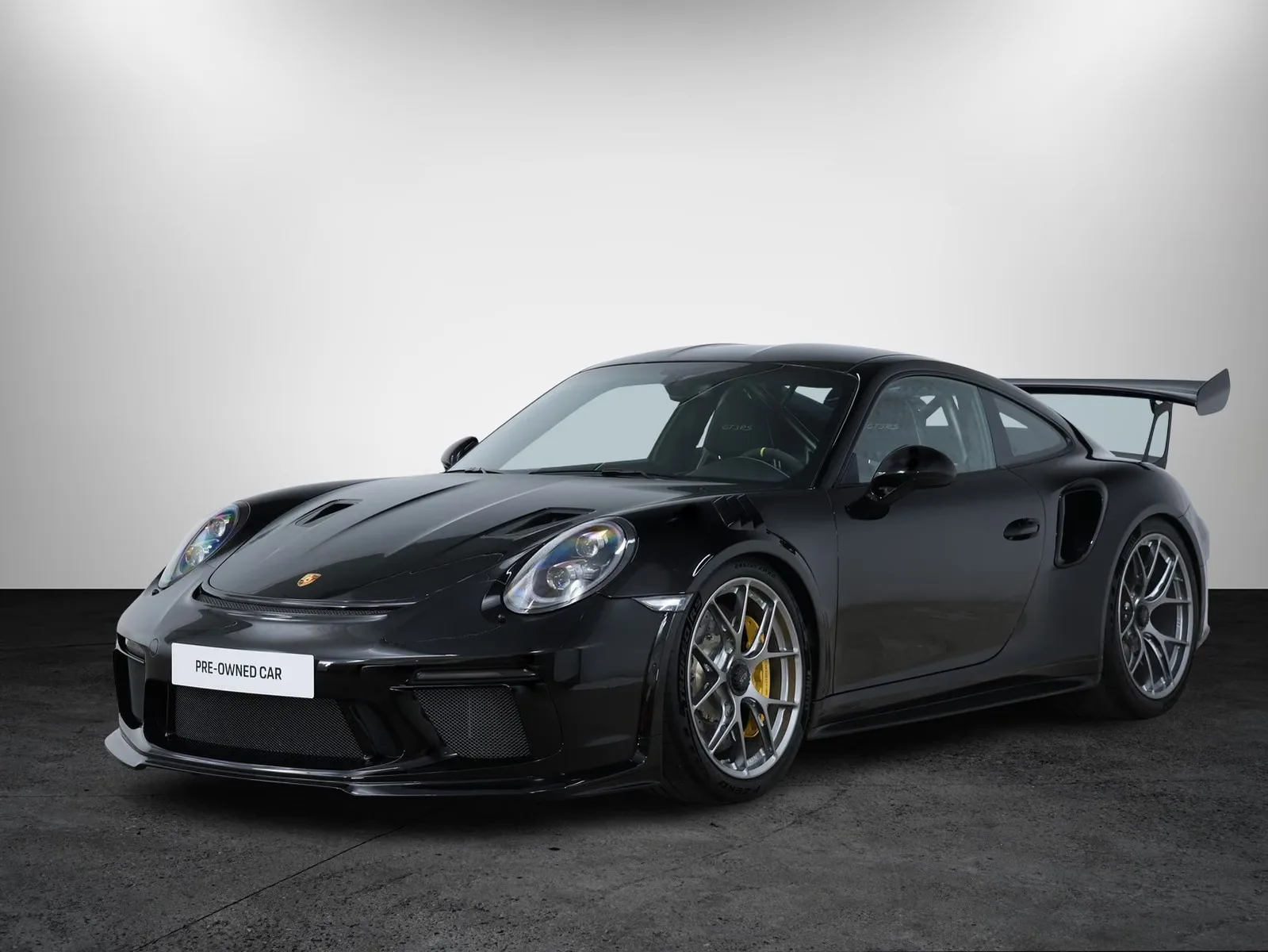2019 Porsche 911 GT3 RS angeboten von einem Fachhändler in Tallinn, Estland, Hauptfoto