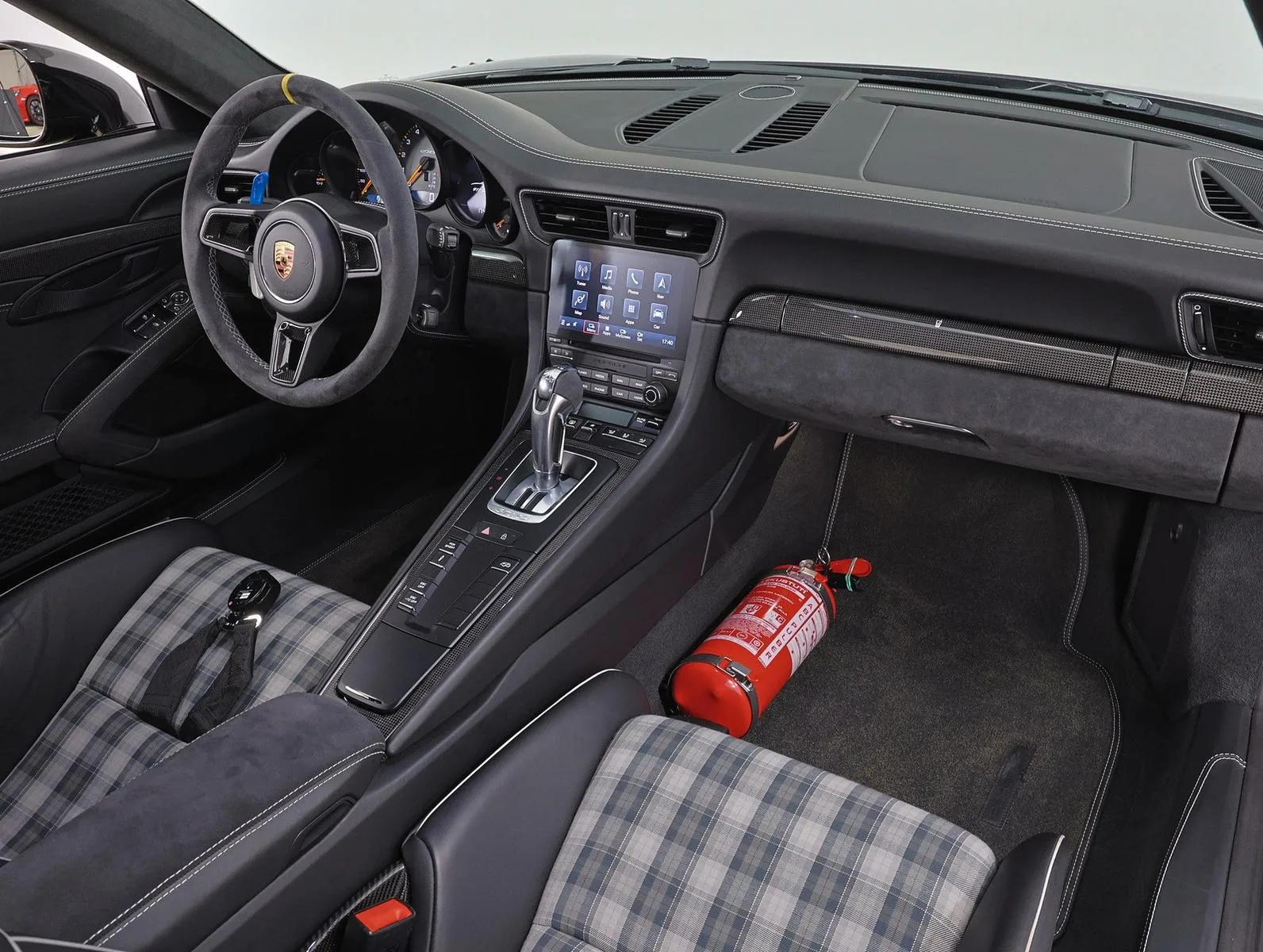 2019 Porsche 911 GT3 RS, 16/20