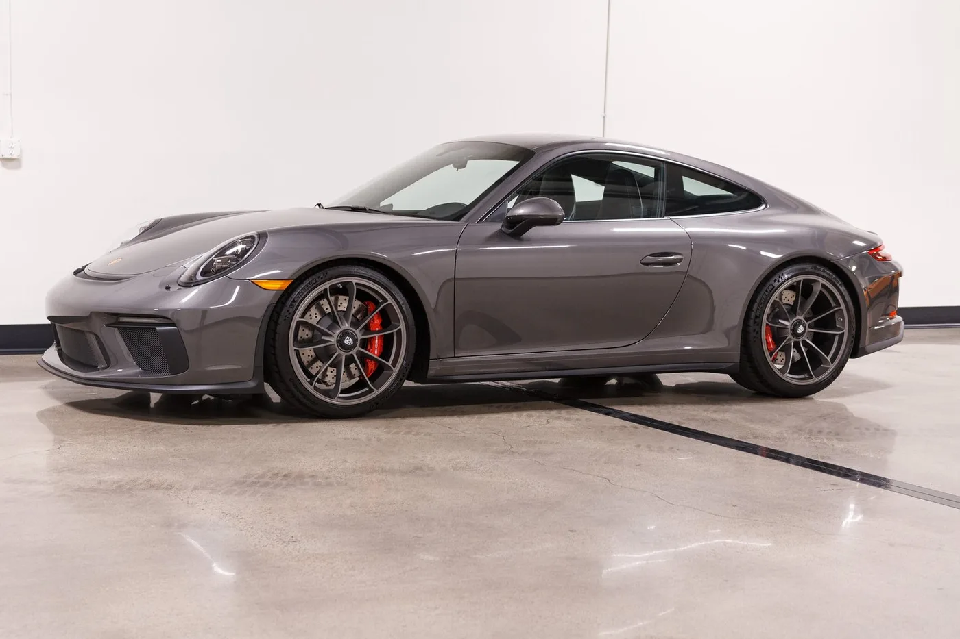 2019 Porsche 911 GT3 Touring verkauft von einem Fachhändler in Costa Mesa, Vereinigte Staaten, Foto 5 von 15