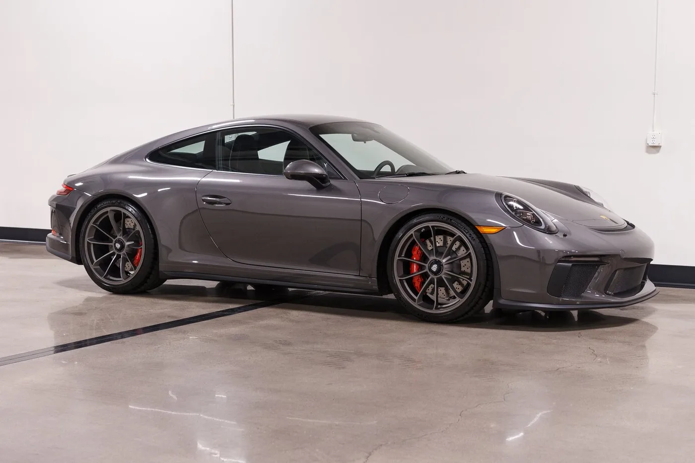 2019 Porsche 911 GT3 Touring verkauft von einem Fachhändler in Costa Mesa, Vereinigte Staaten, Foto 10 von 15