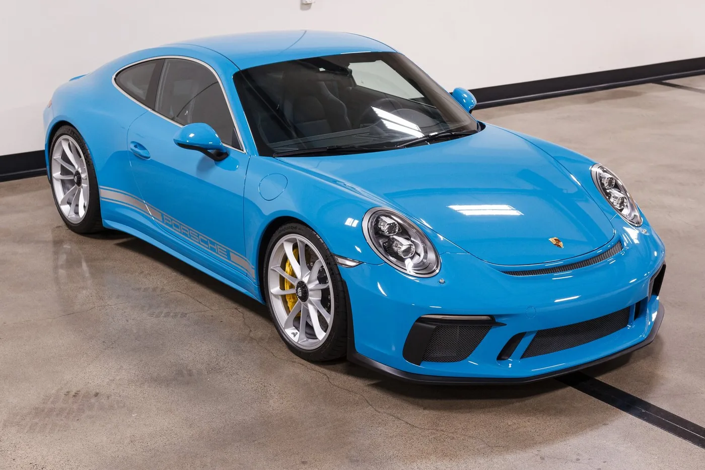 2019 Porsche 911 GT3 Touring verkauft von einem Fachhändler in Costa Mesa, Vereinigte Staaten, Foto 13 von 15