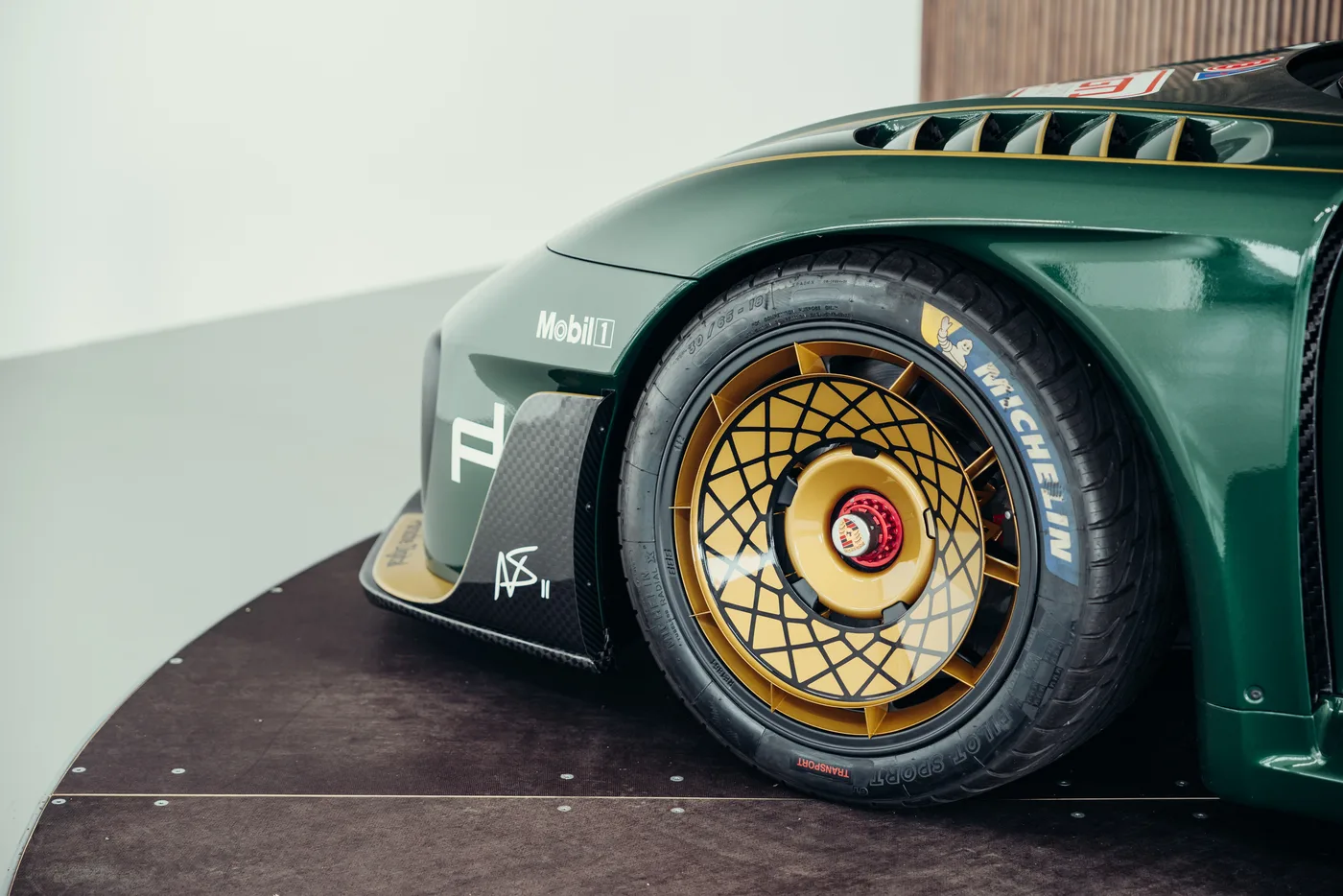 2019 Porsche 935 offered by a collector car specialist in Stuttgart, Germany, photo 17 of 25