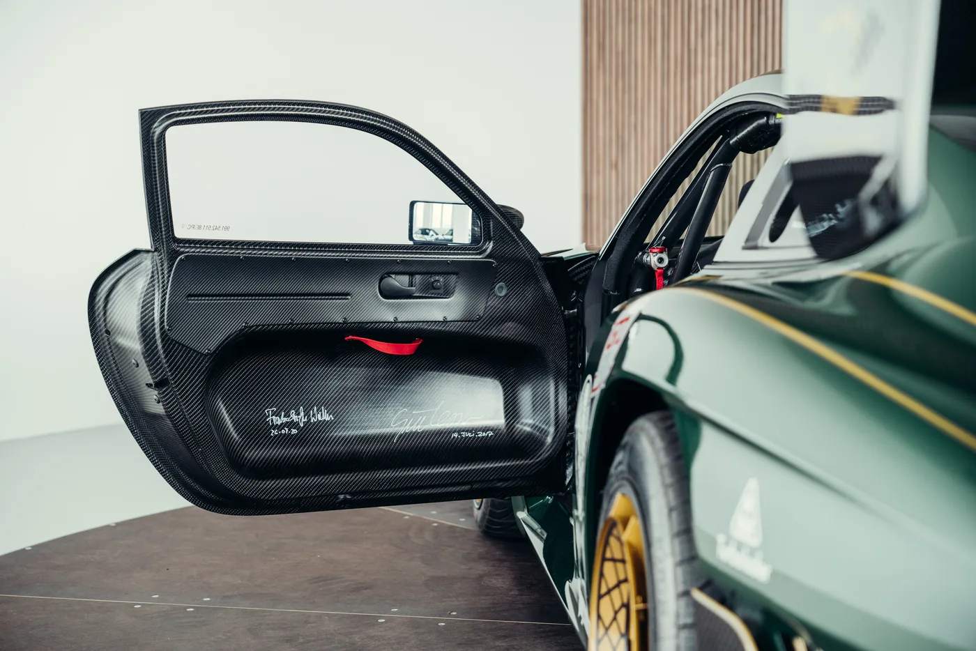 2019 Porsche 935 offered by a collector car specialist in Stuttgart, Germany, photo 19 of 25