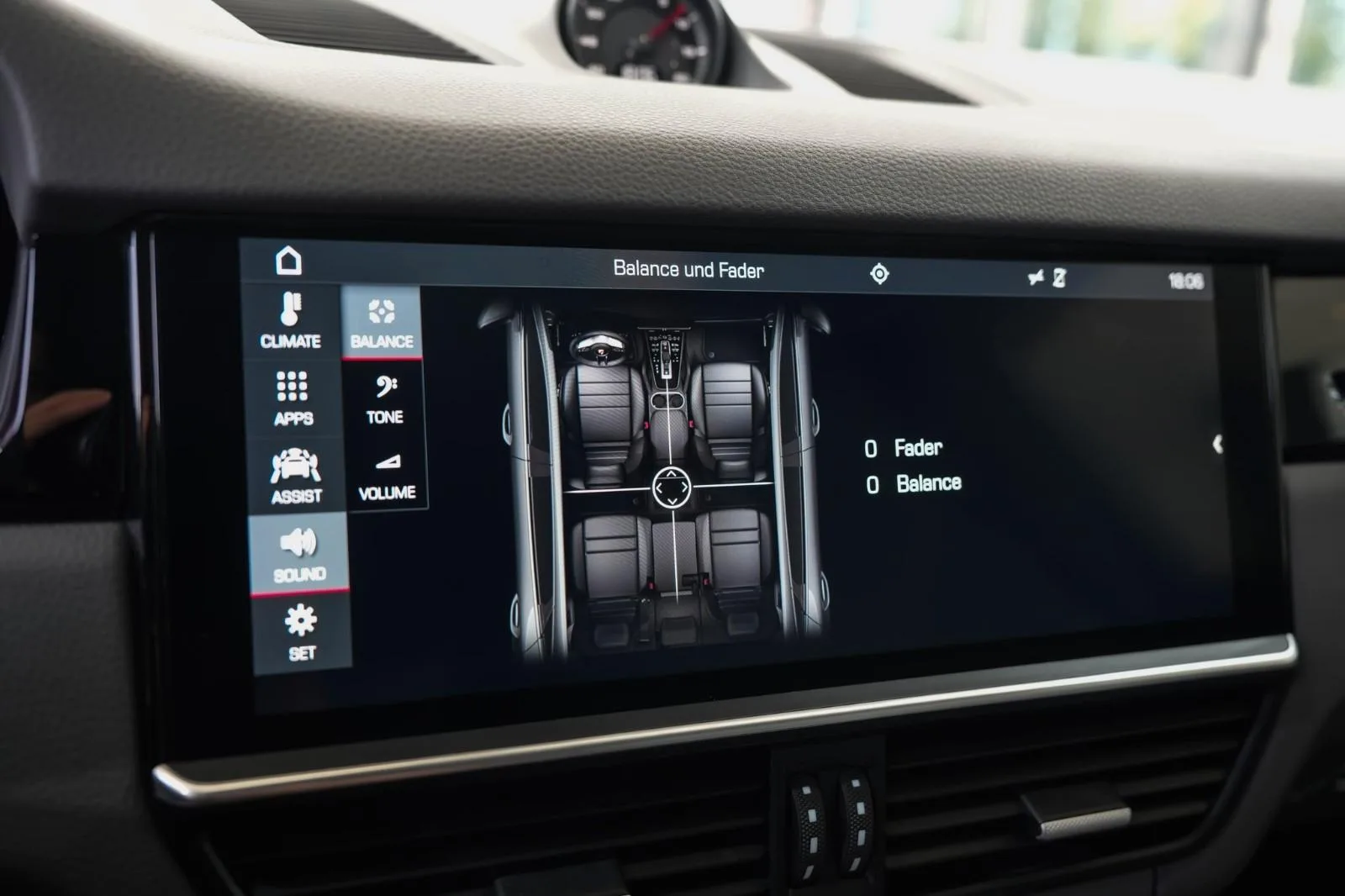 2019 Porsche Cayenne Coupé, 27/30