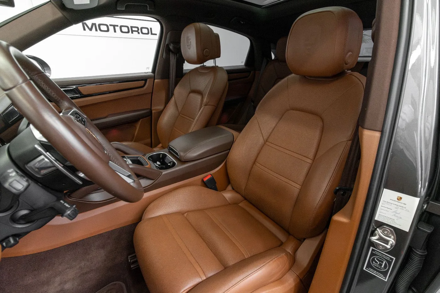 2019 Porsche Cayenne S Coupé offered by a specialist dealer in Nuremberg, Germany, photo 9 of 15