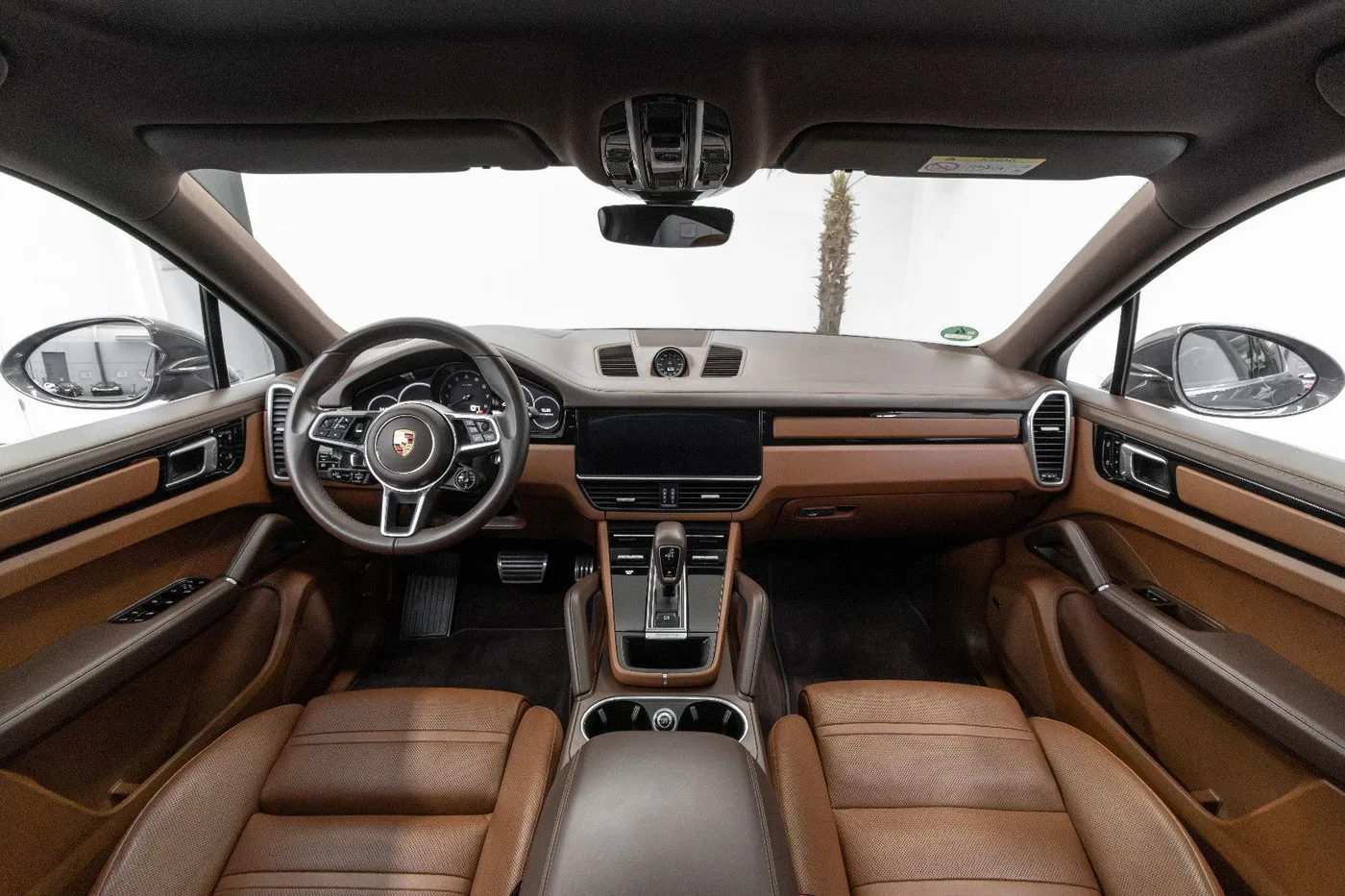 2019 Porsche Cayenne S Coupé offered by a specialist dealer in Nuremberg, Germany, photo 10 of 15