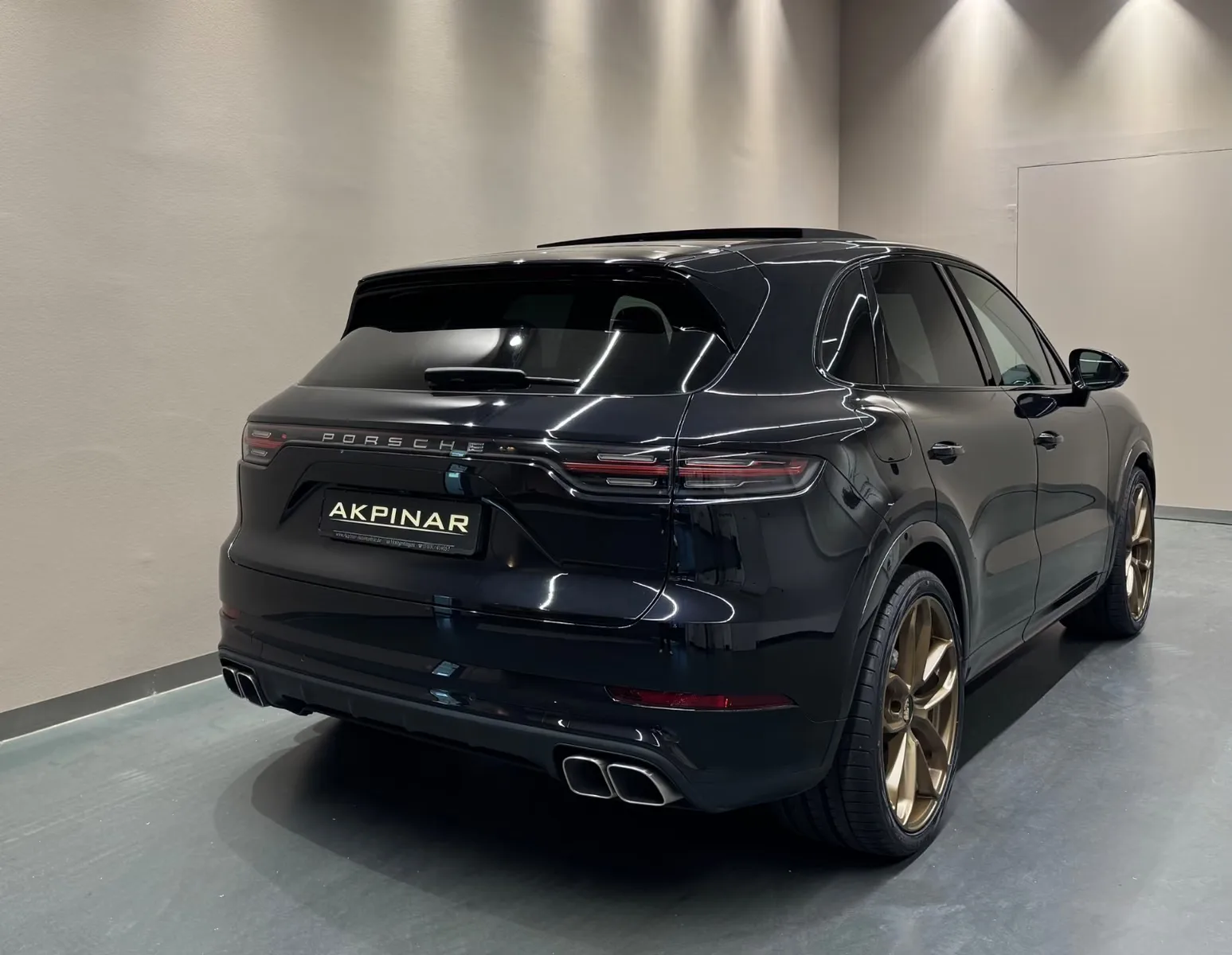 2019 Porsche Cayenne Turbo, 4/18