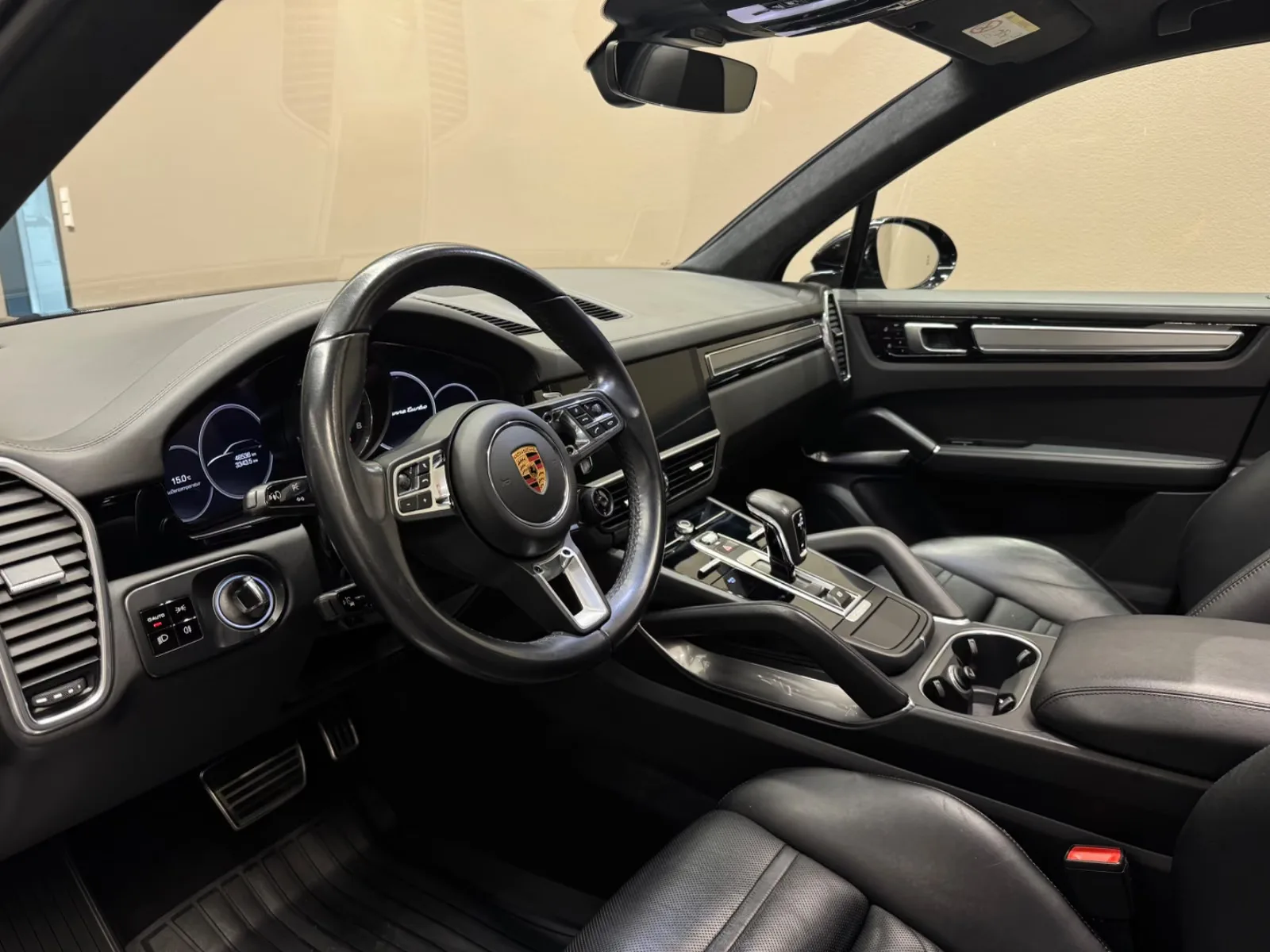 2019 Porsche Cayenne Turbo, 8/18