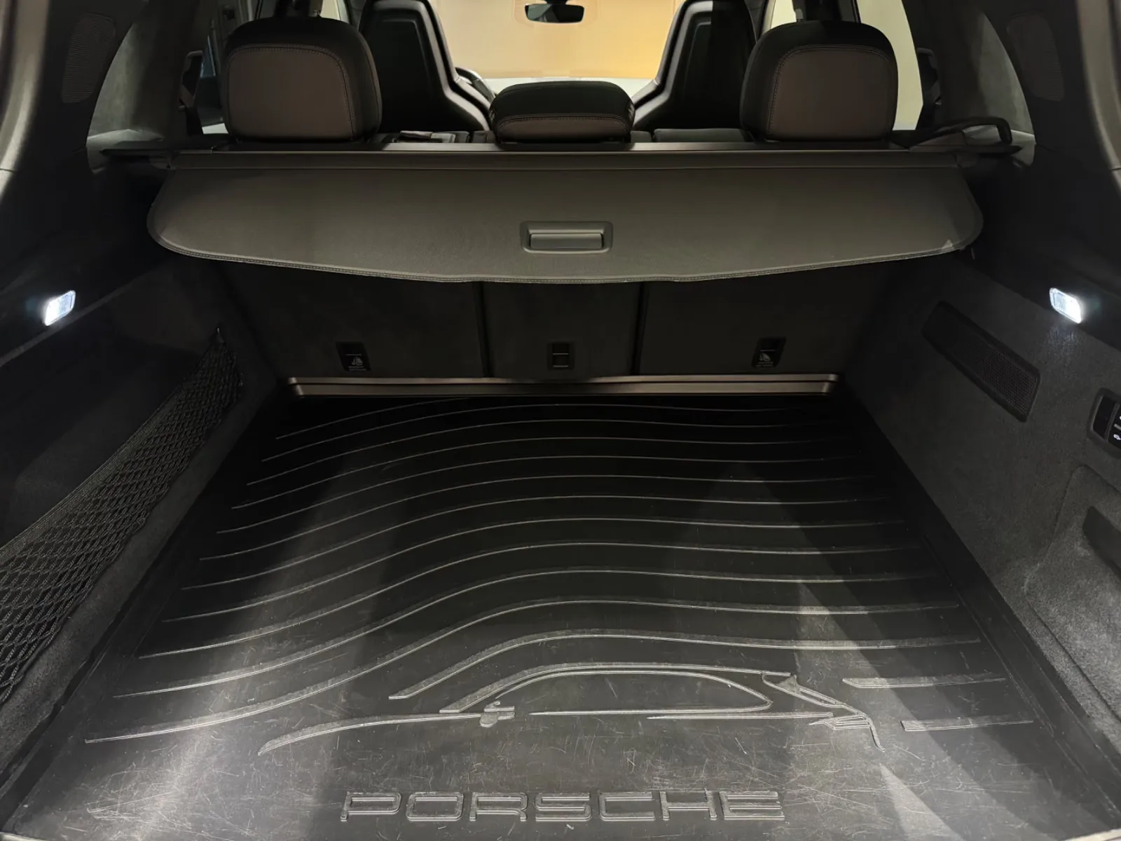 2019 Porsche Cayenne Turbo, 12/18