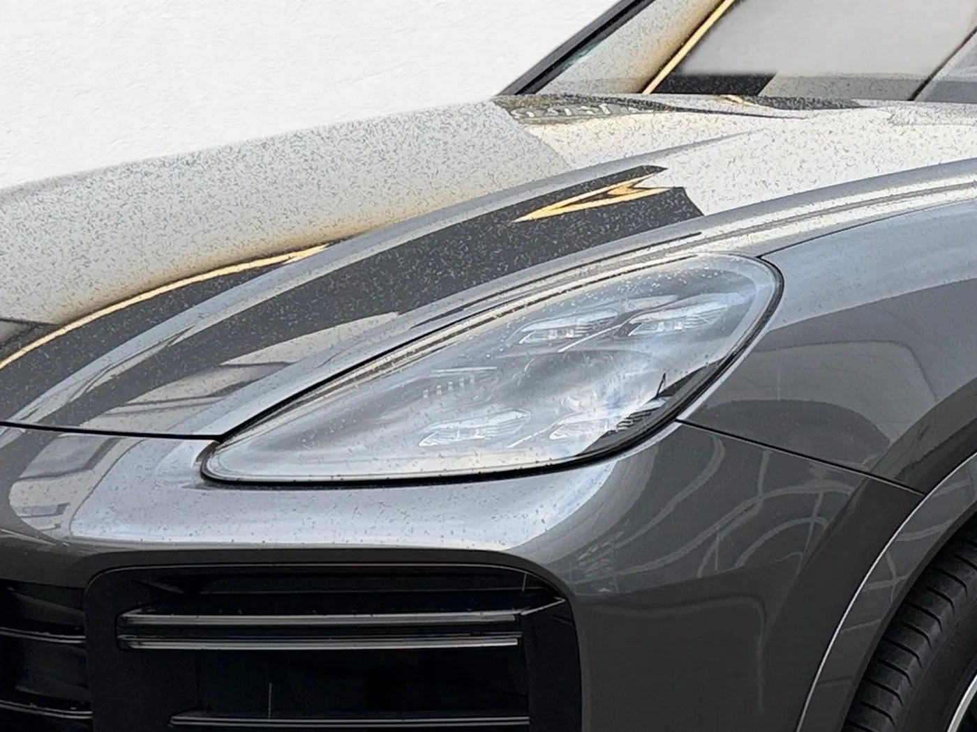 2019 Porsche Cayenne Turbo angeboten von einem Fachhändler in Singen, Deutschland, Foto 2 von 14