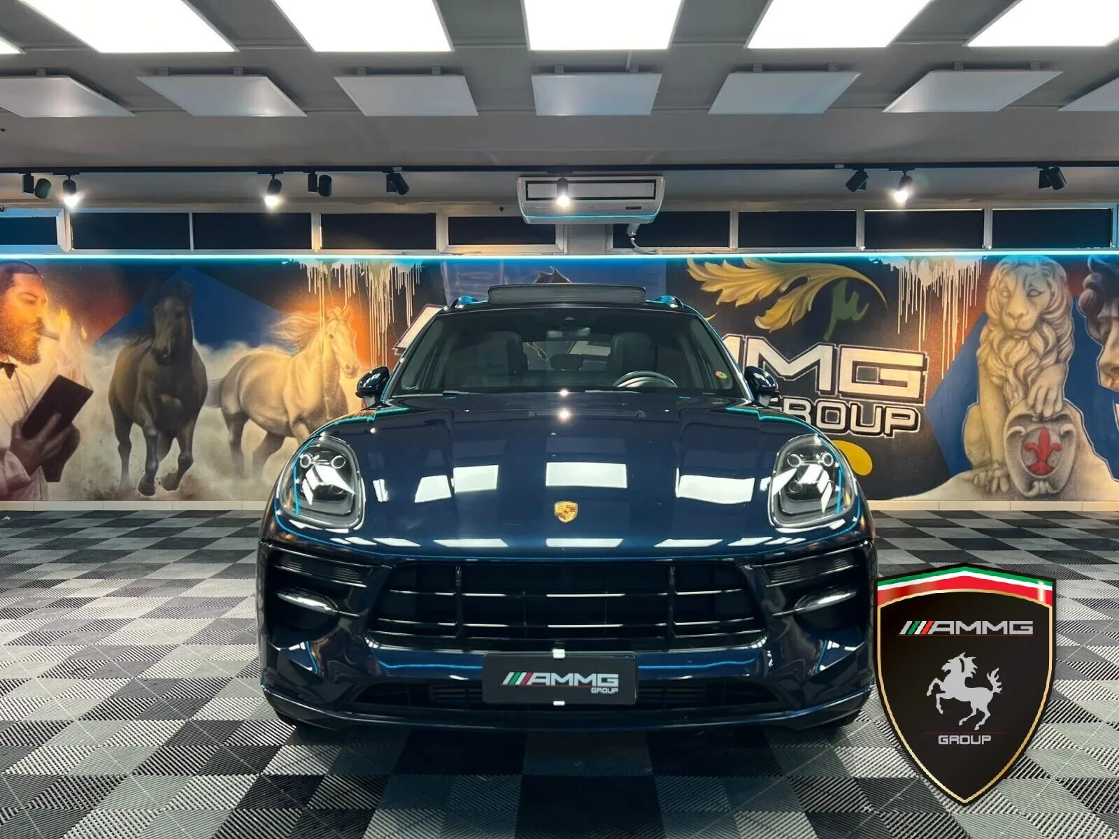 2019 Porsche Macan, 2/15