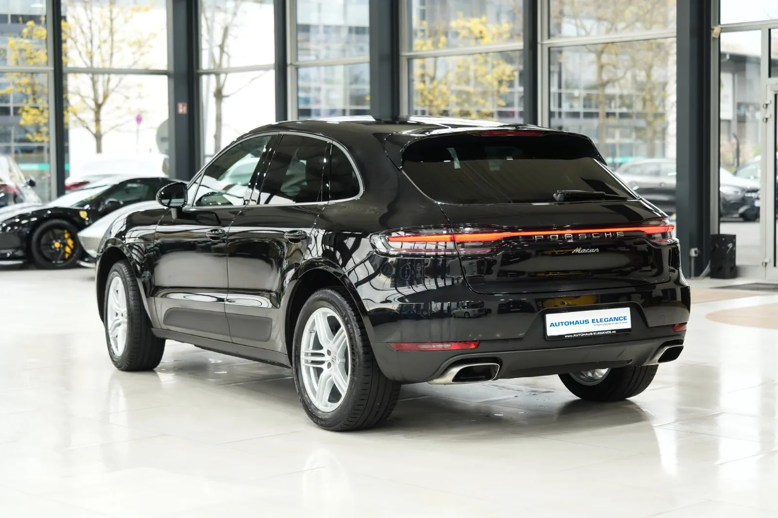 2019 Porsche Macan, 4/26