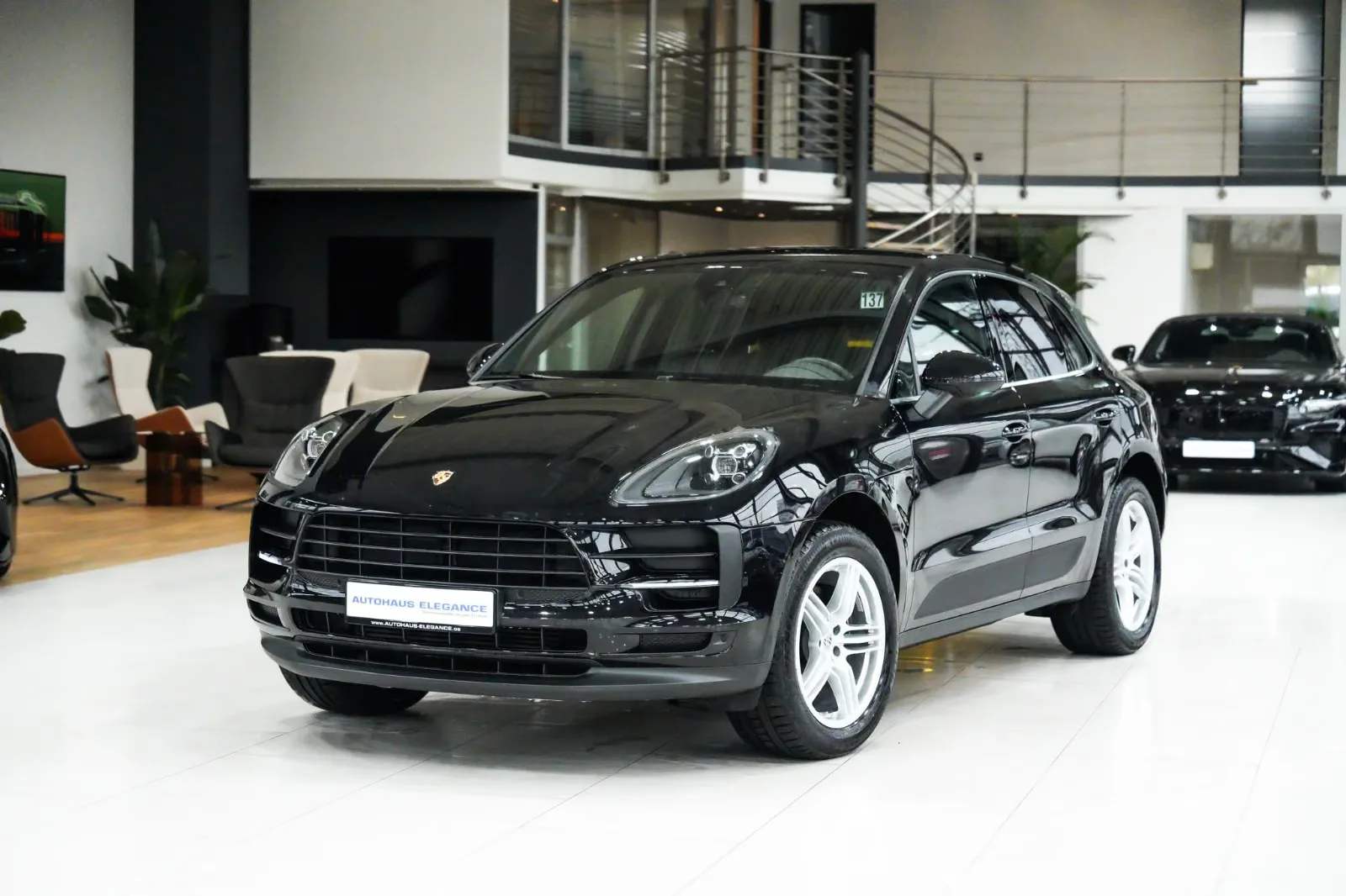 2019 Porsche Macan, 5/26