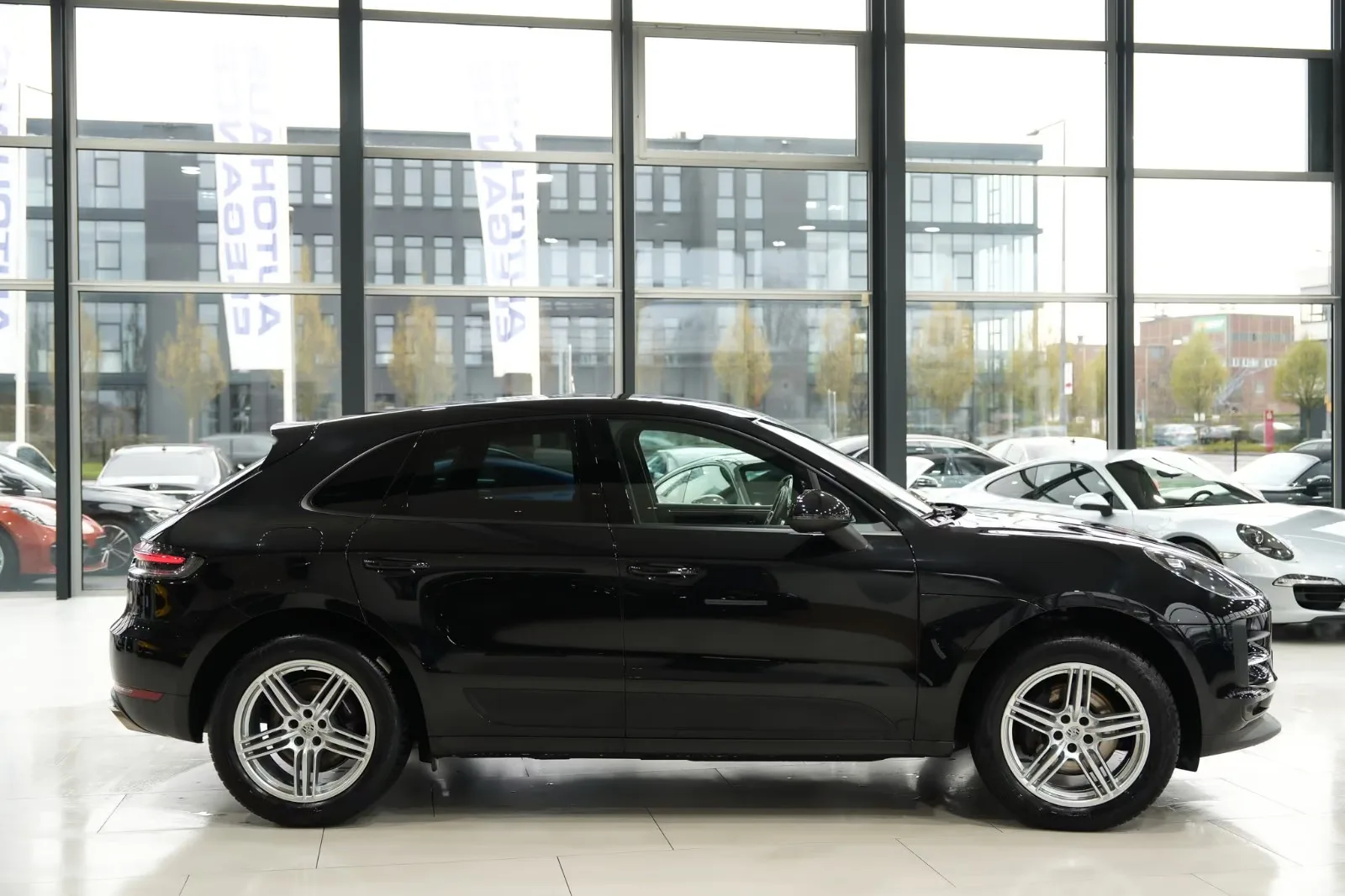 2019 Porsche Macan, 6/26