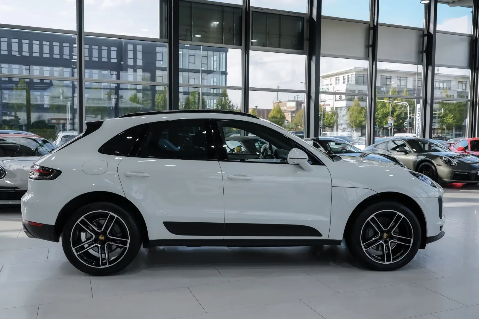2019 Porsche Macan S, 6/30