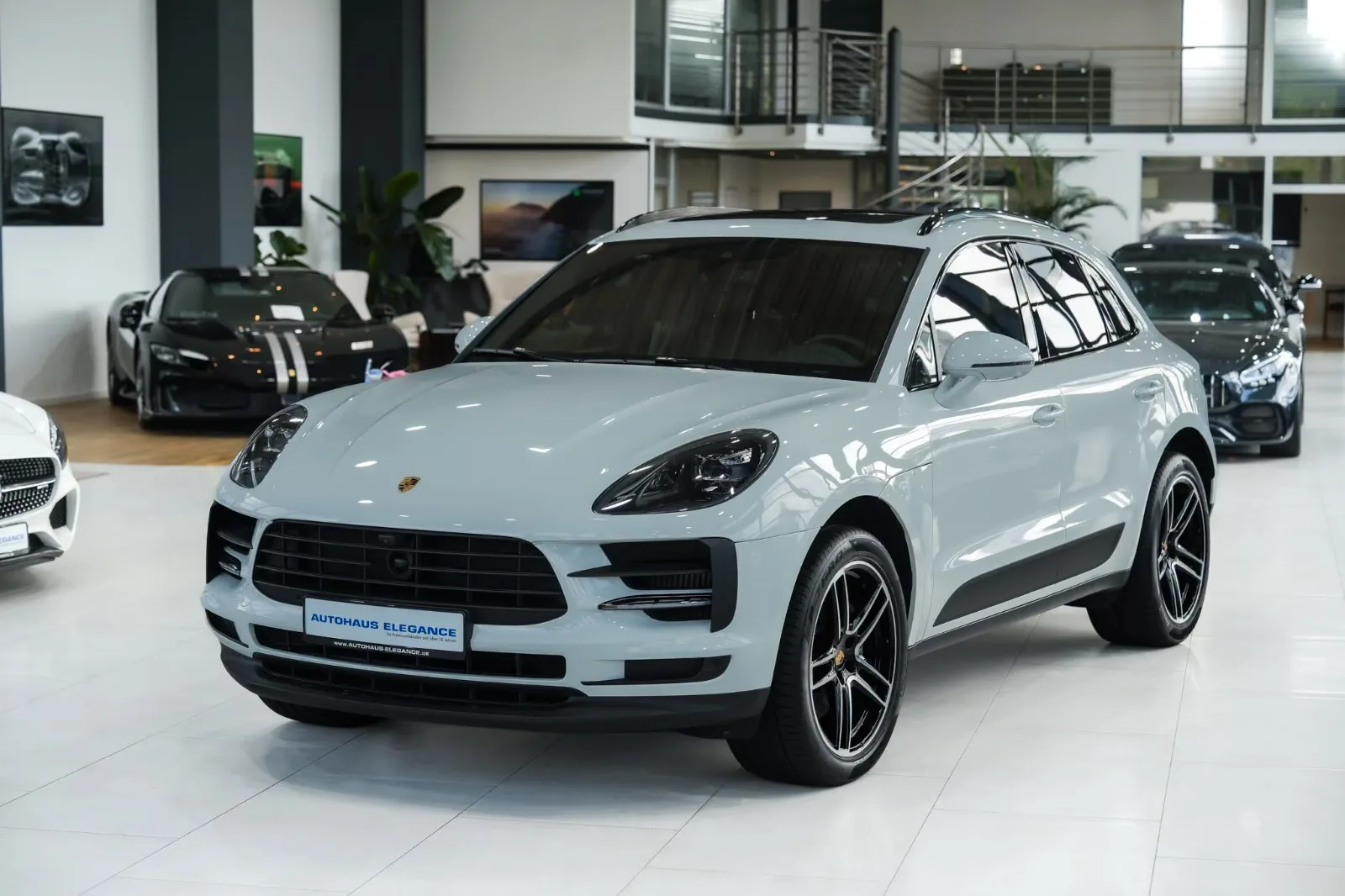 2019 Porsche Macan S, 7/30