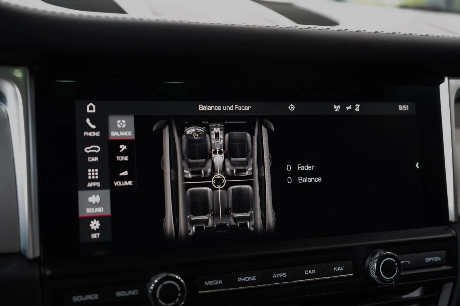 2019 Porsche Macan S, 28/30