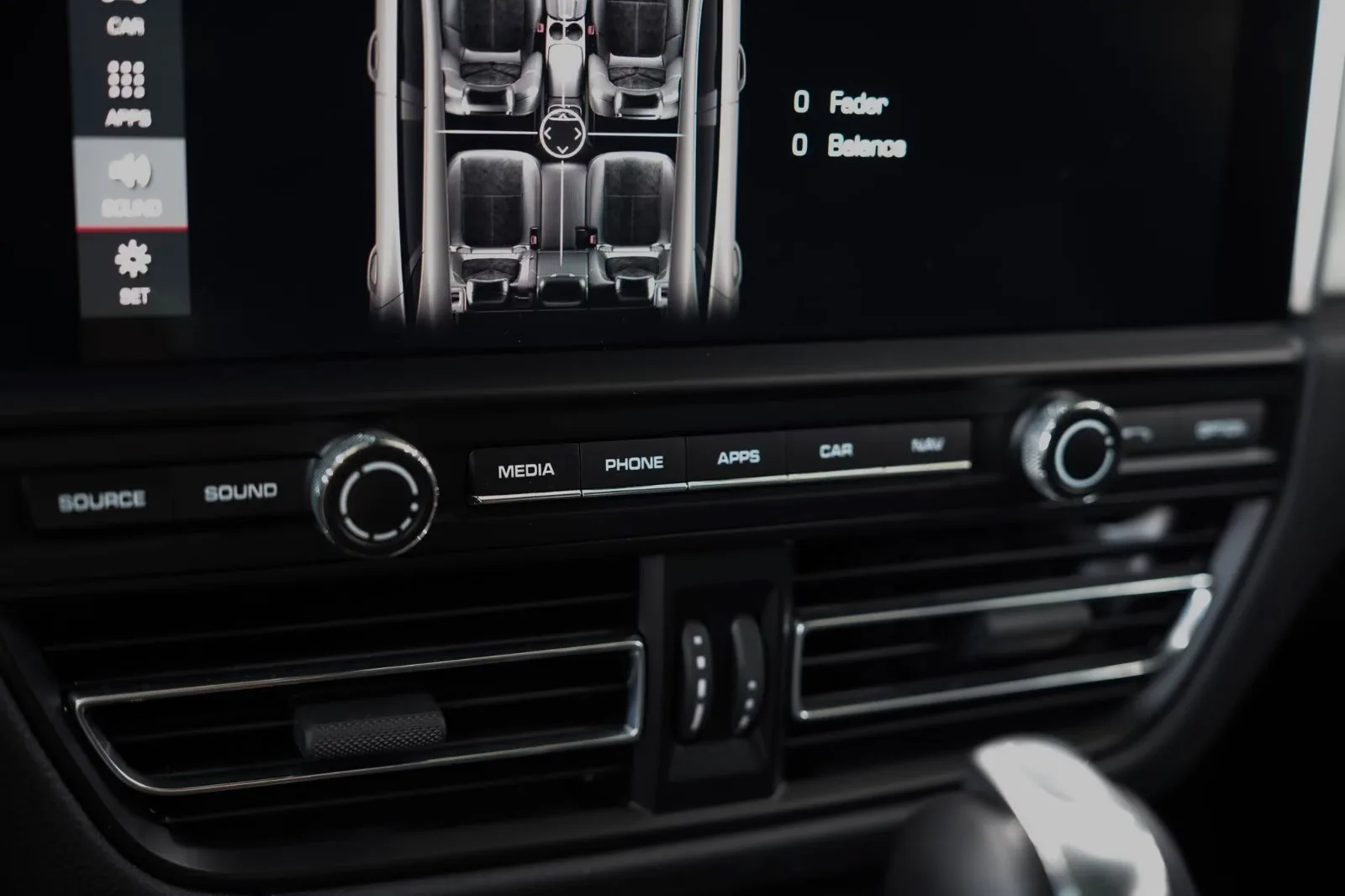 2019 Porsche Macan S, 29/30